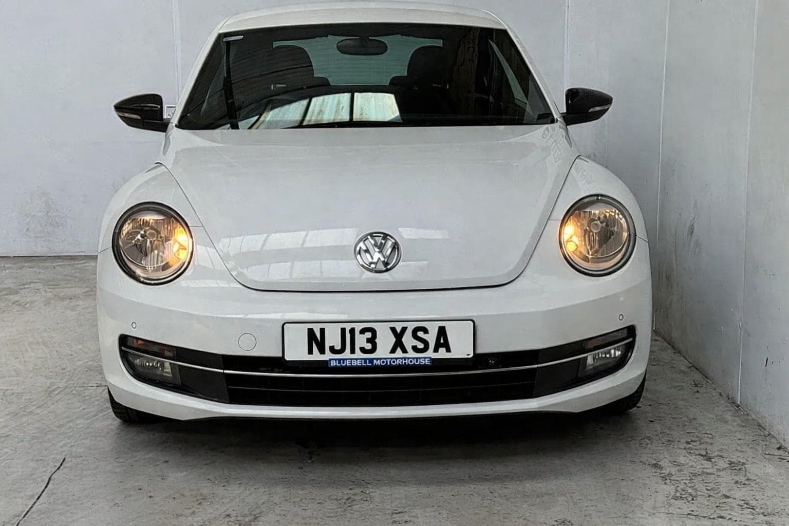 2013 Volkswagen Beetle - Image 2