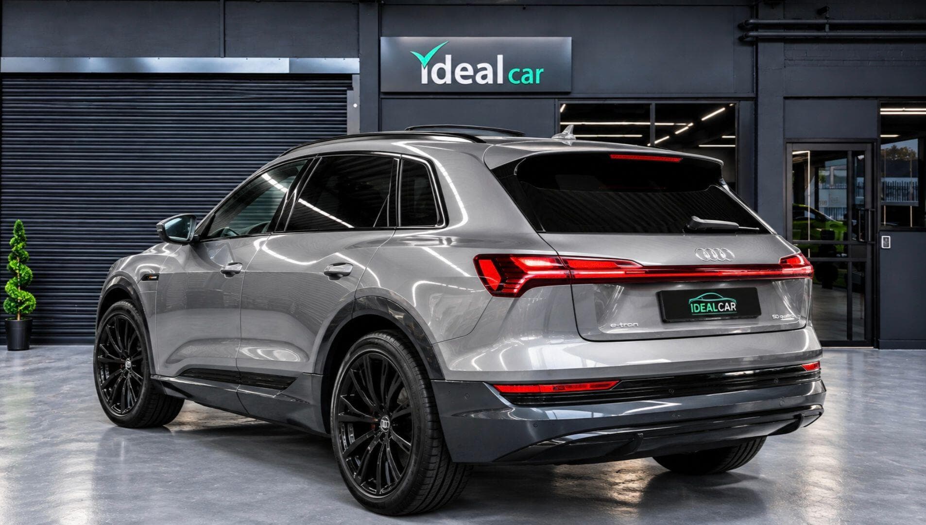 2020 Audi e-tron - Image 2
