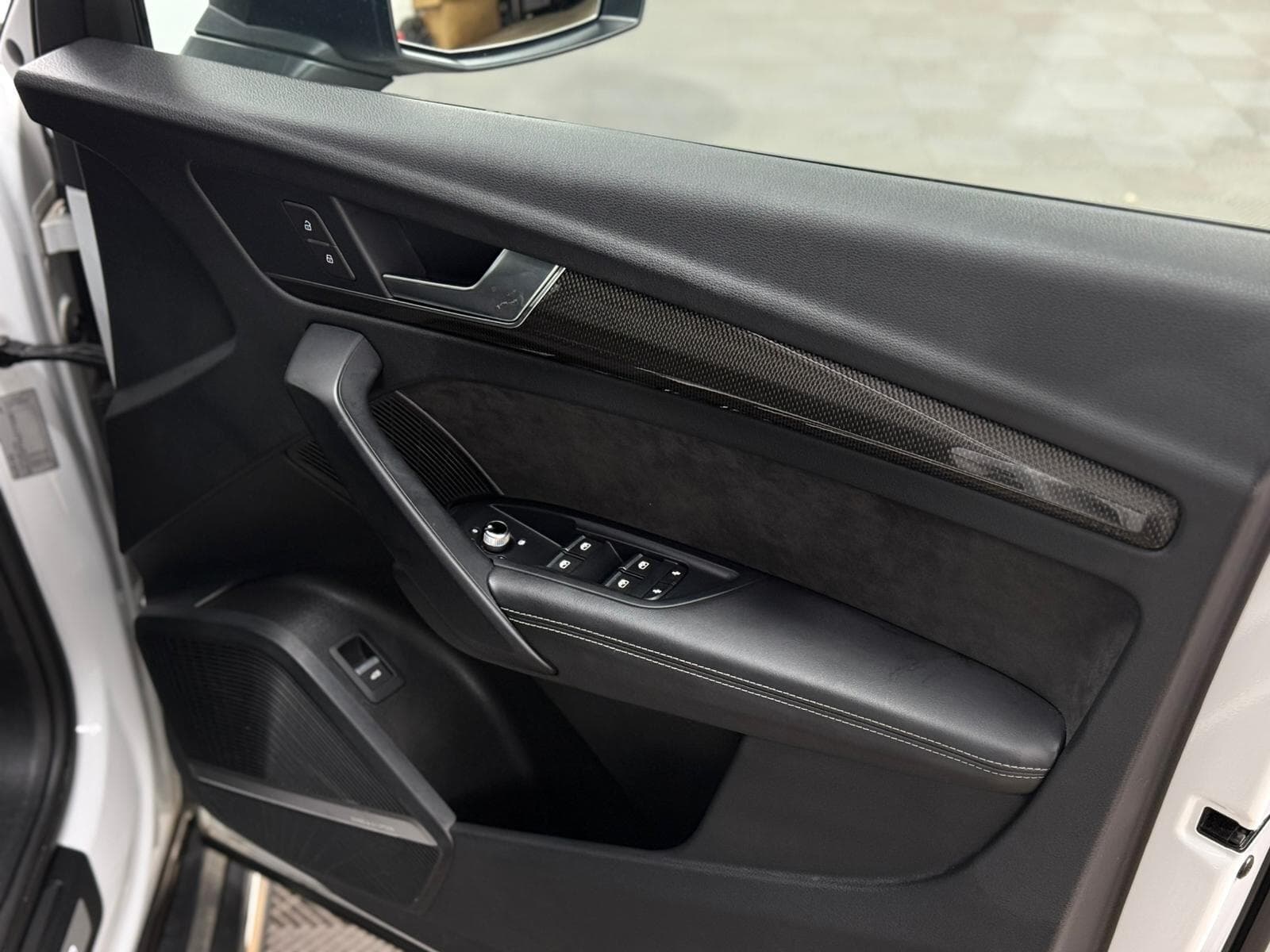 2018 Audi SQ5 - Thumbnail 48