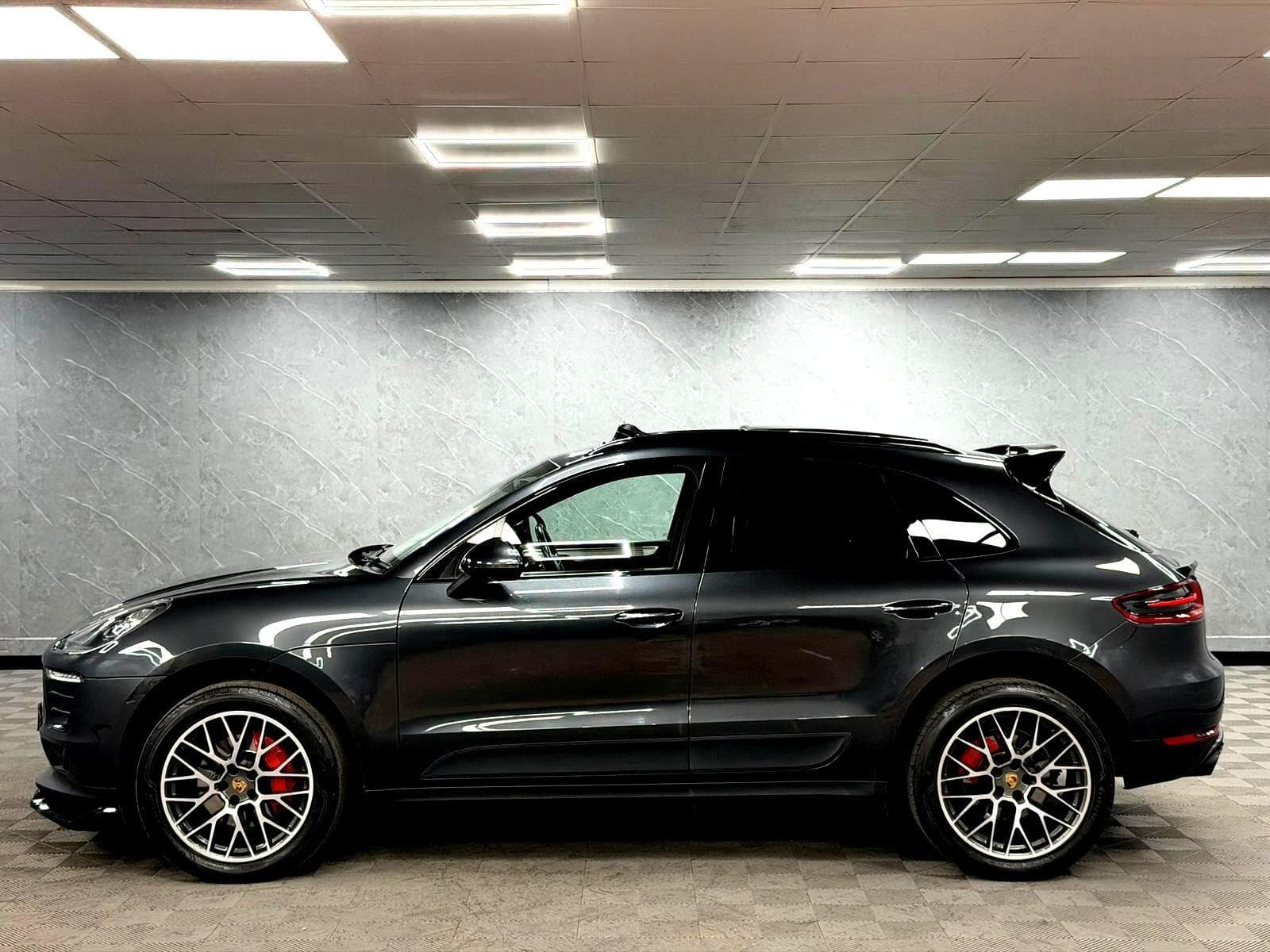 2017 Porsche Macan - Thumbnail 14
