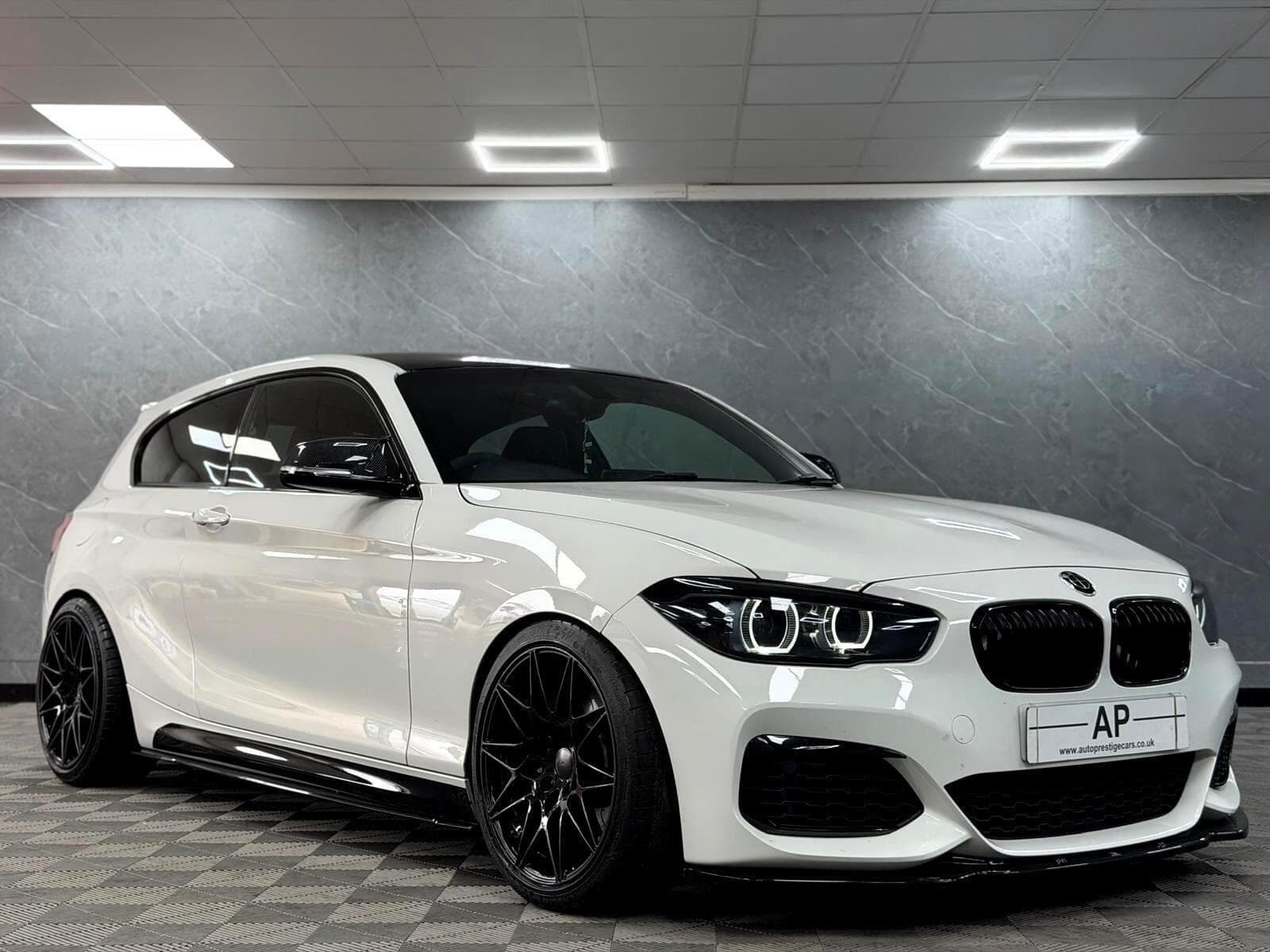 2018 BMW 1 Series - Image 4