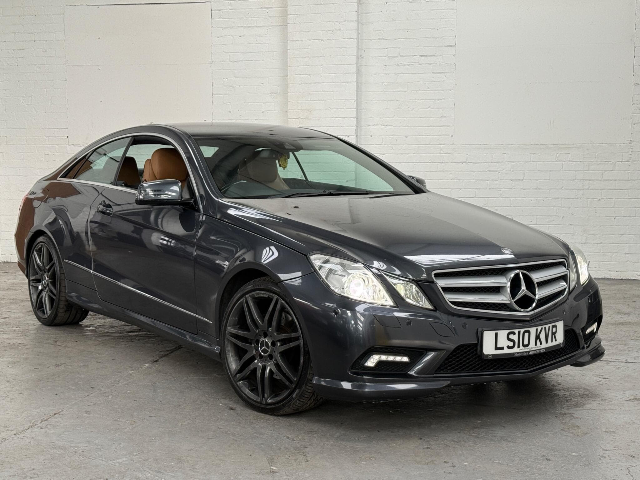 2010 Mercedes-Benz E Class - Image 1