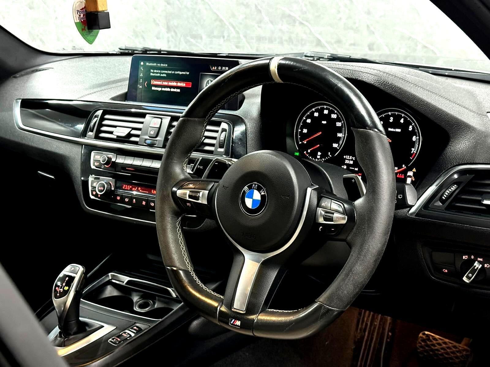 2017 BMW 1 Series - Thumbnail 6
