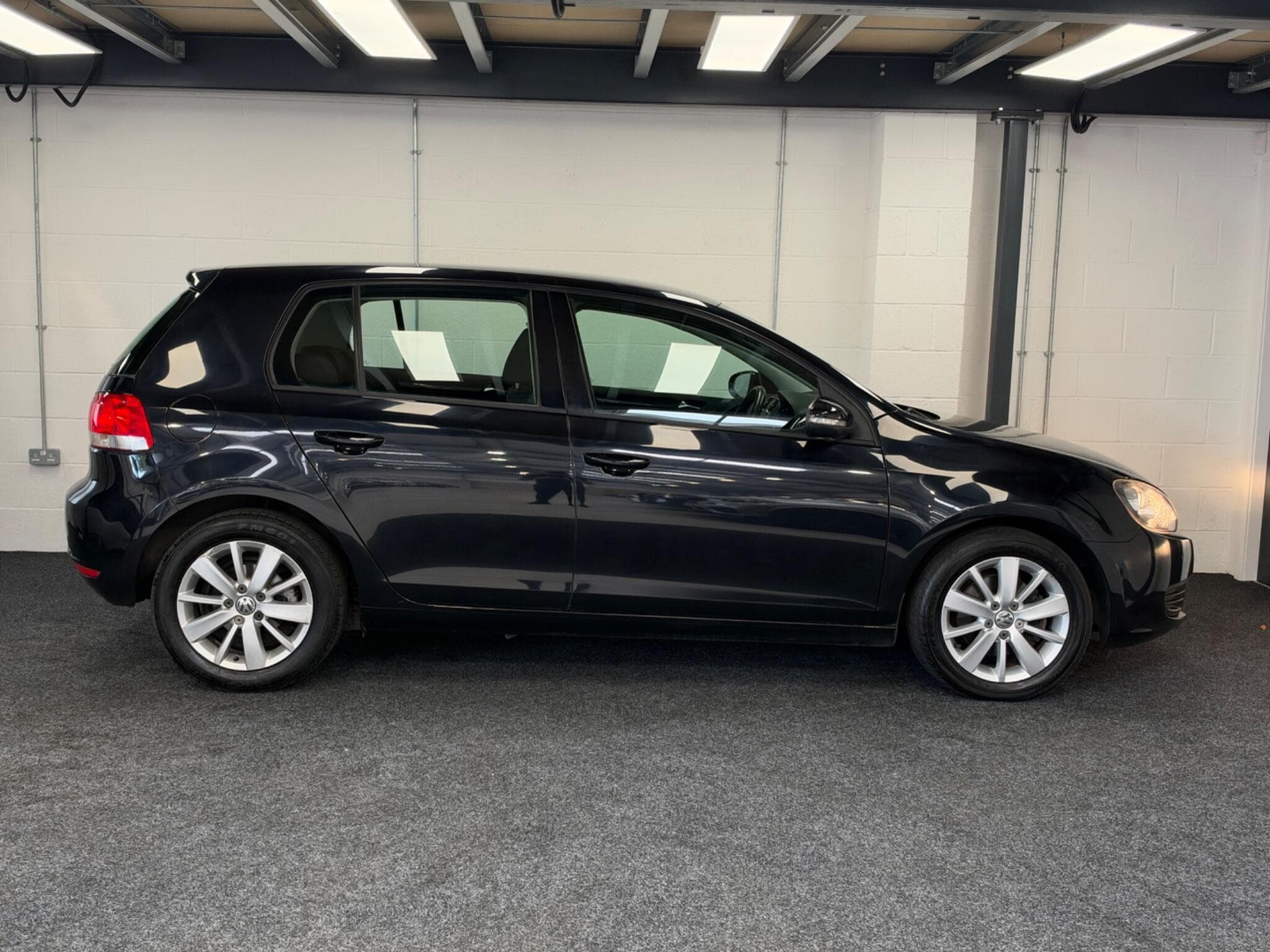2011 Volkswagen Golf - Thumbnail 8