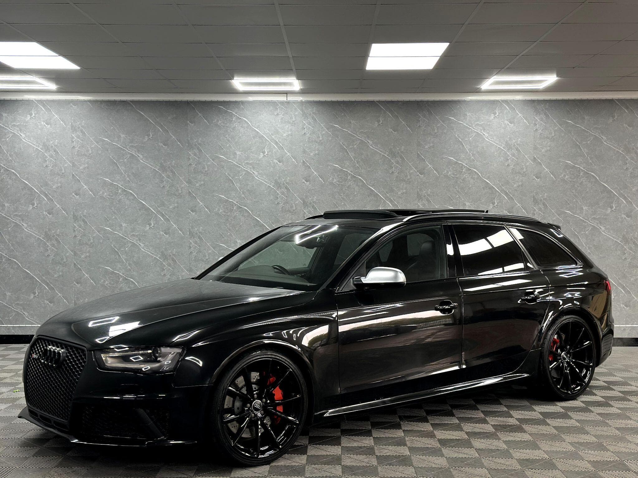 2013 Audi RS4 Avant - Image 4
