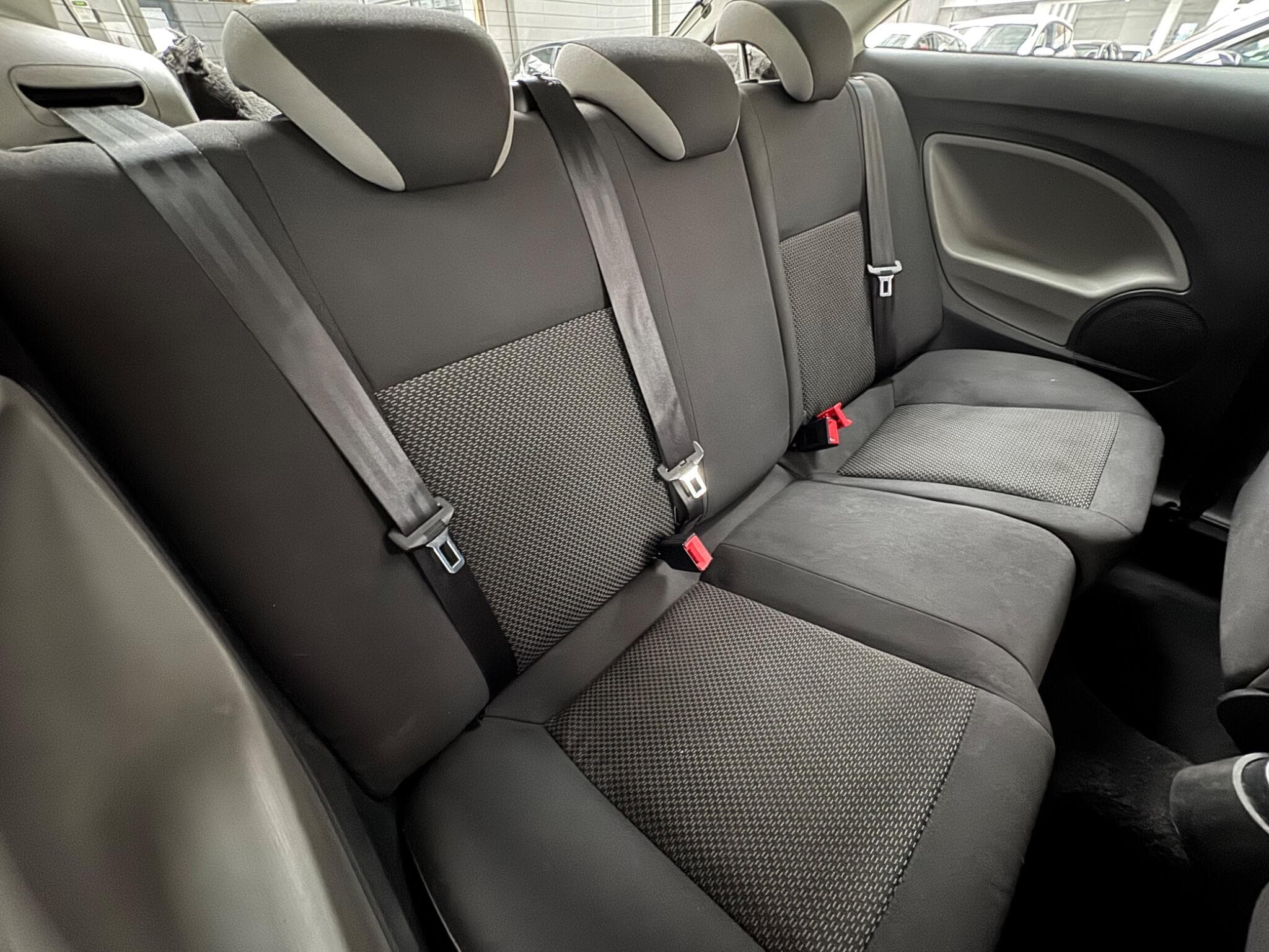 2016 SEAT Ibiza - Thumbnail 12