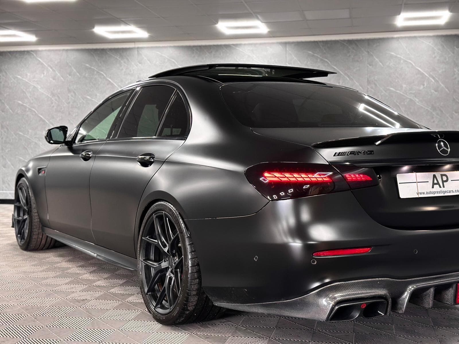 2020 Mercedes-Benz E Class - Thumbnail 28