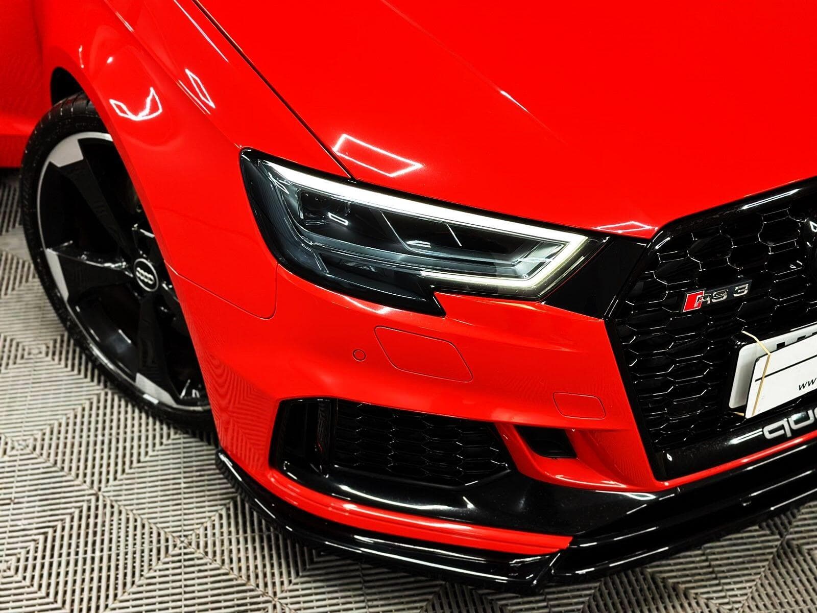 2018 Audi RS3 - Thumbnail 24