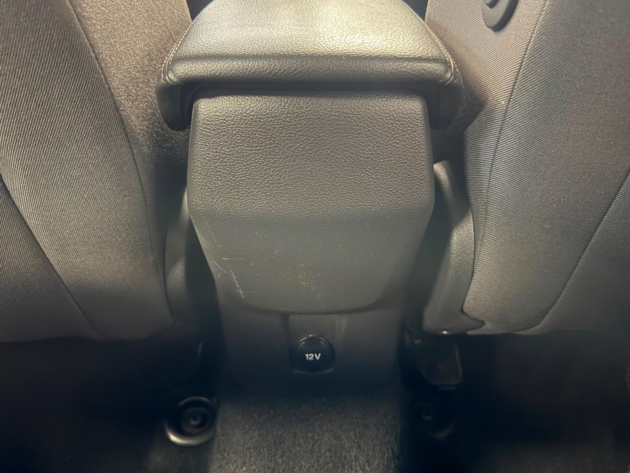 2012 Ford Focus - Thumbnail 33