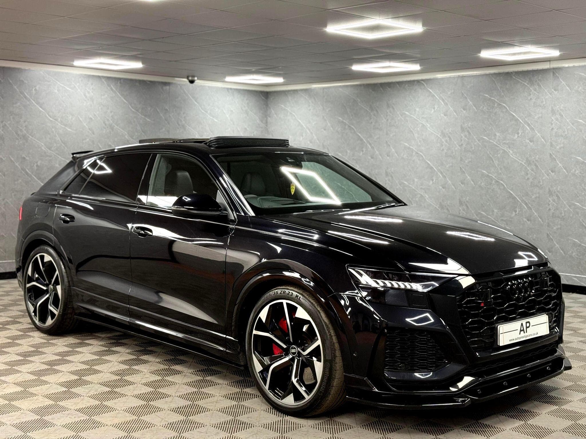 2021 Audi RSQ8 - Thumbnail 33