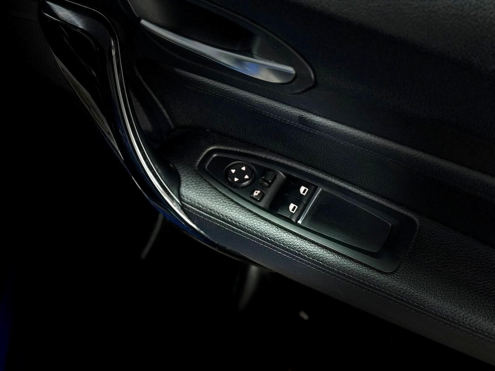 2019 BMW 1 Series - Thumbnail 38