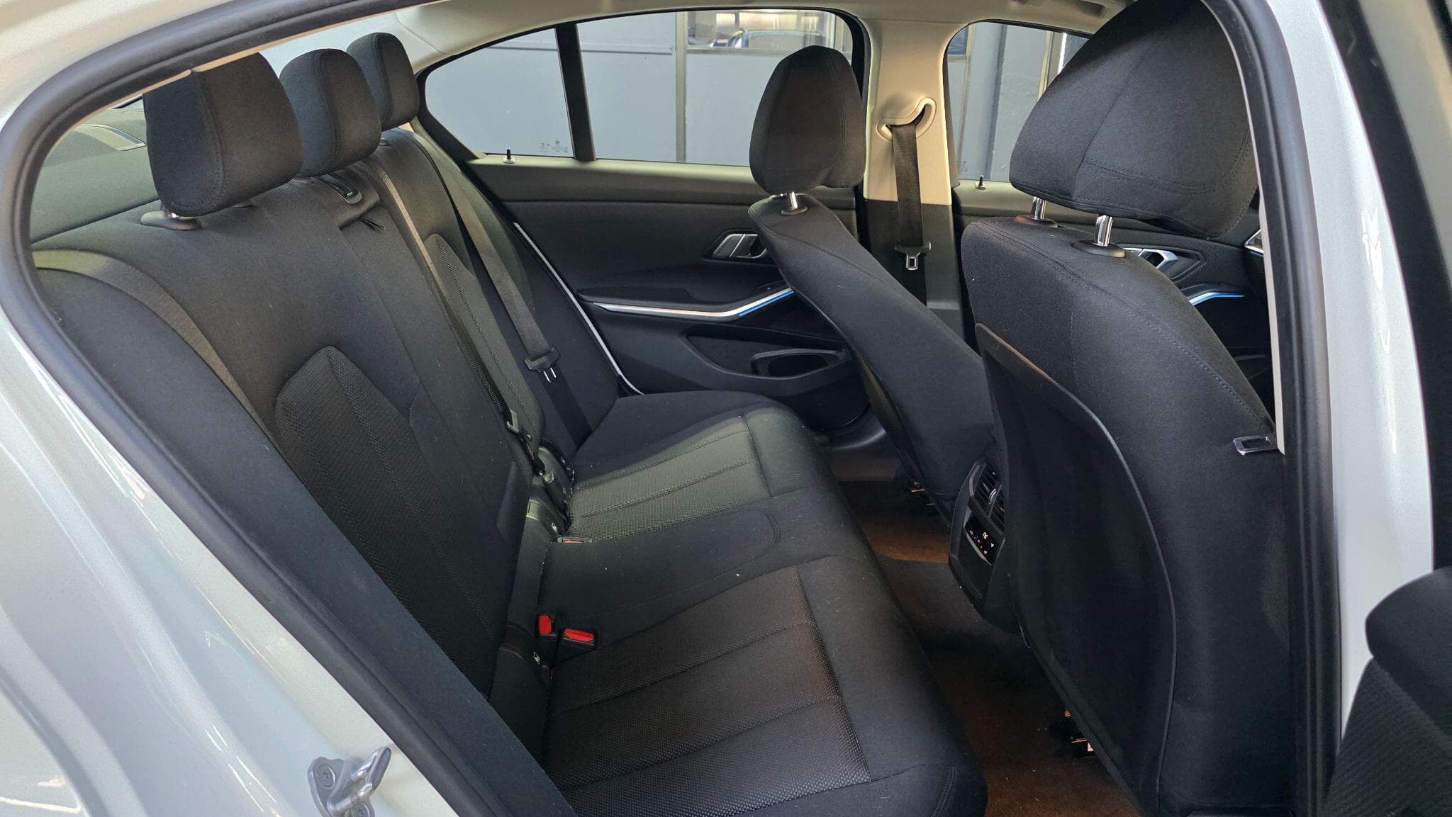 2021 BMW 3 Series - Thumbnail 14