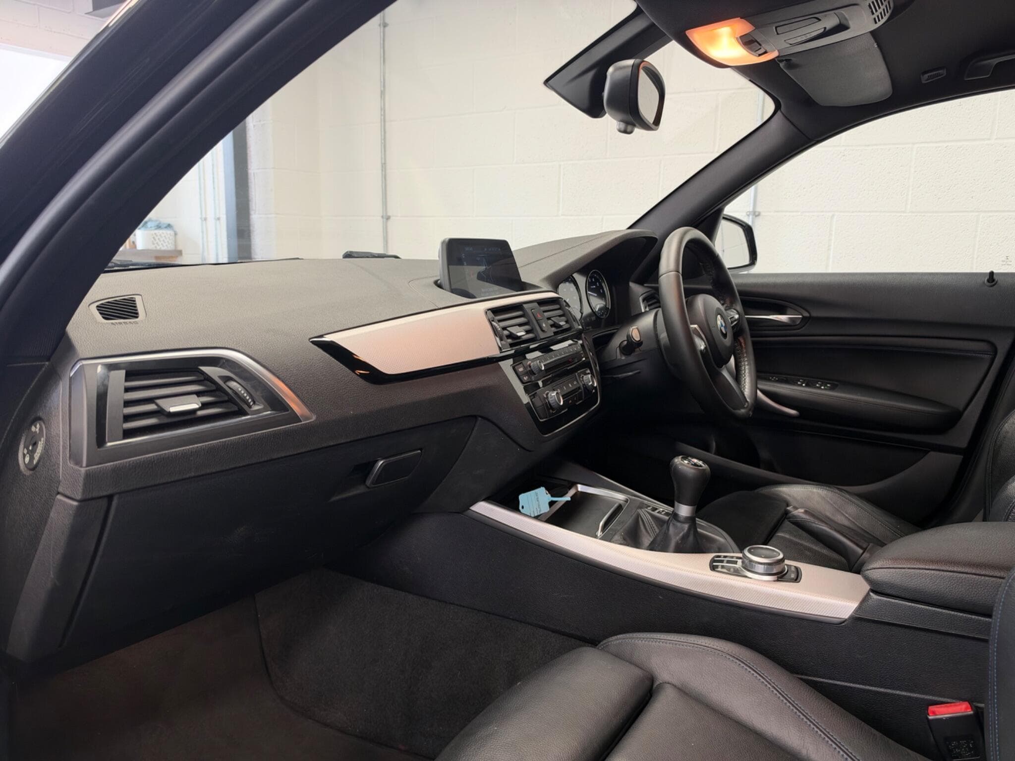 2019 BMW 1 Series - Thumbnail 35