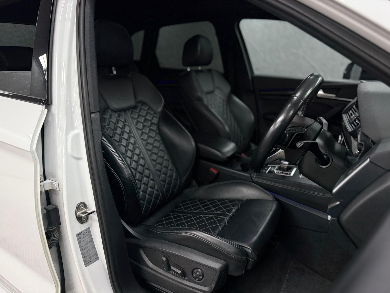 2018 Audi SQ5 - Thumbnail 39