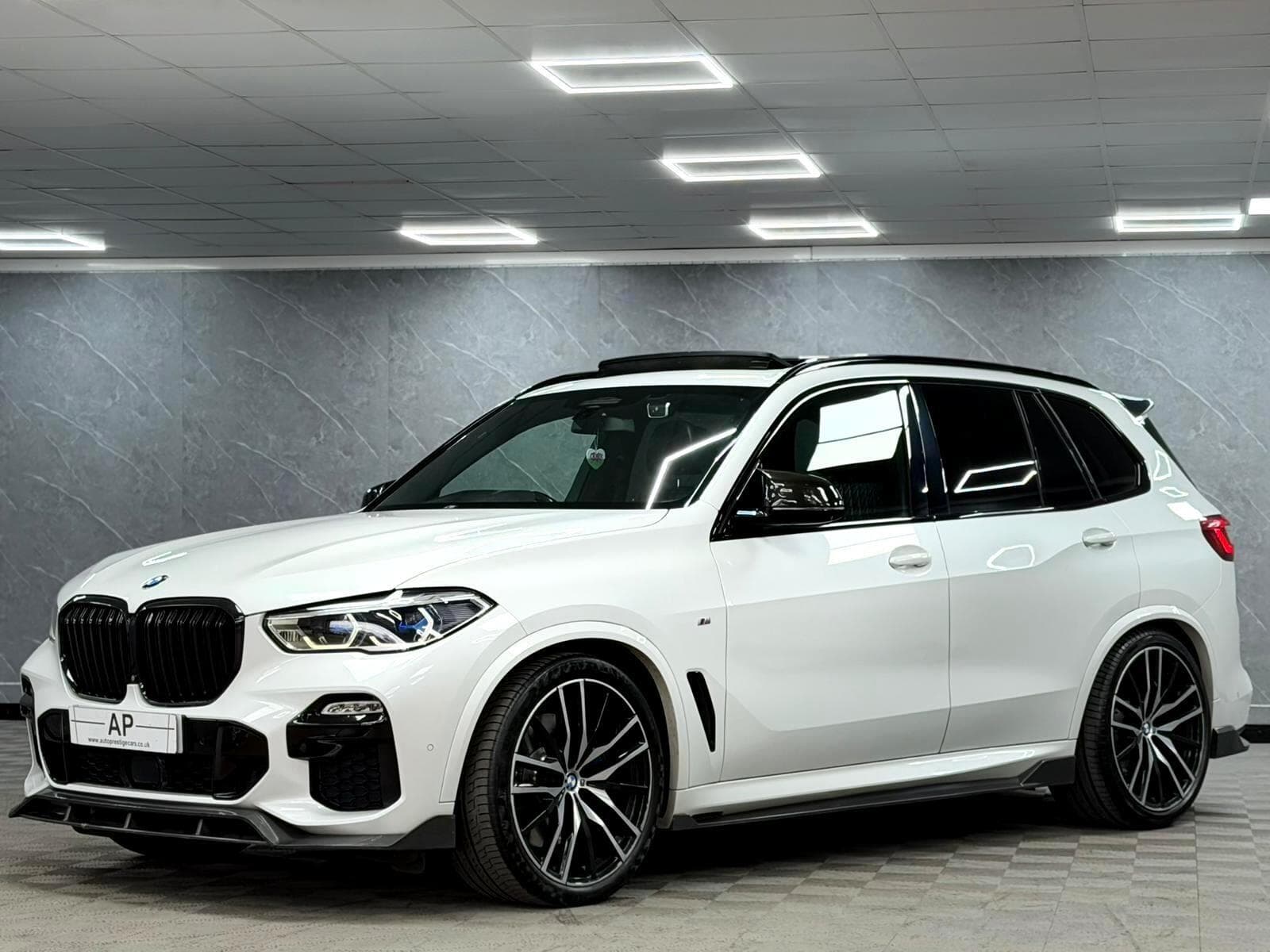 2018 BMW X5 - Thumbnail 9