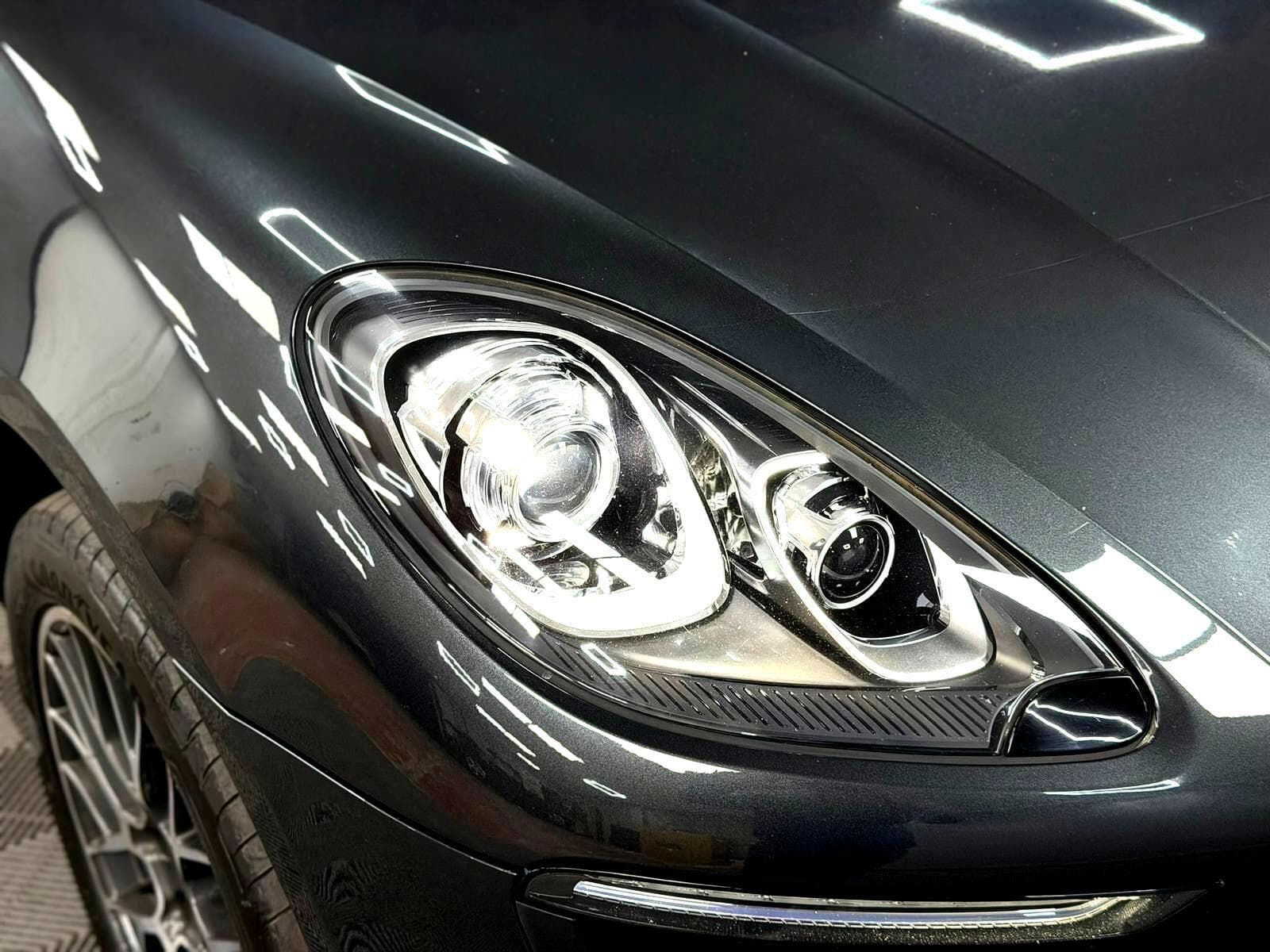 2017 Porsche Macan - Thumbnail 32