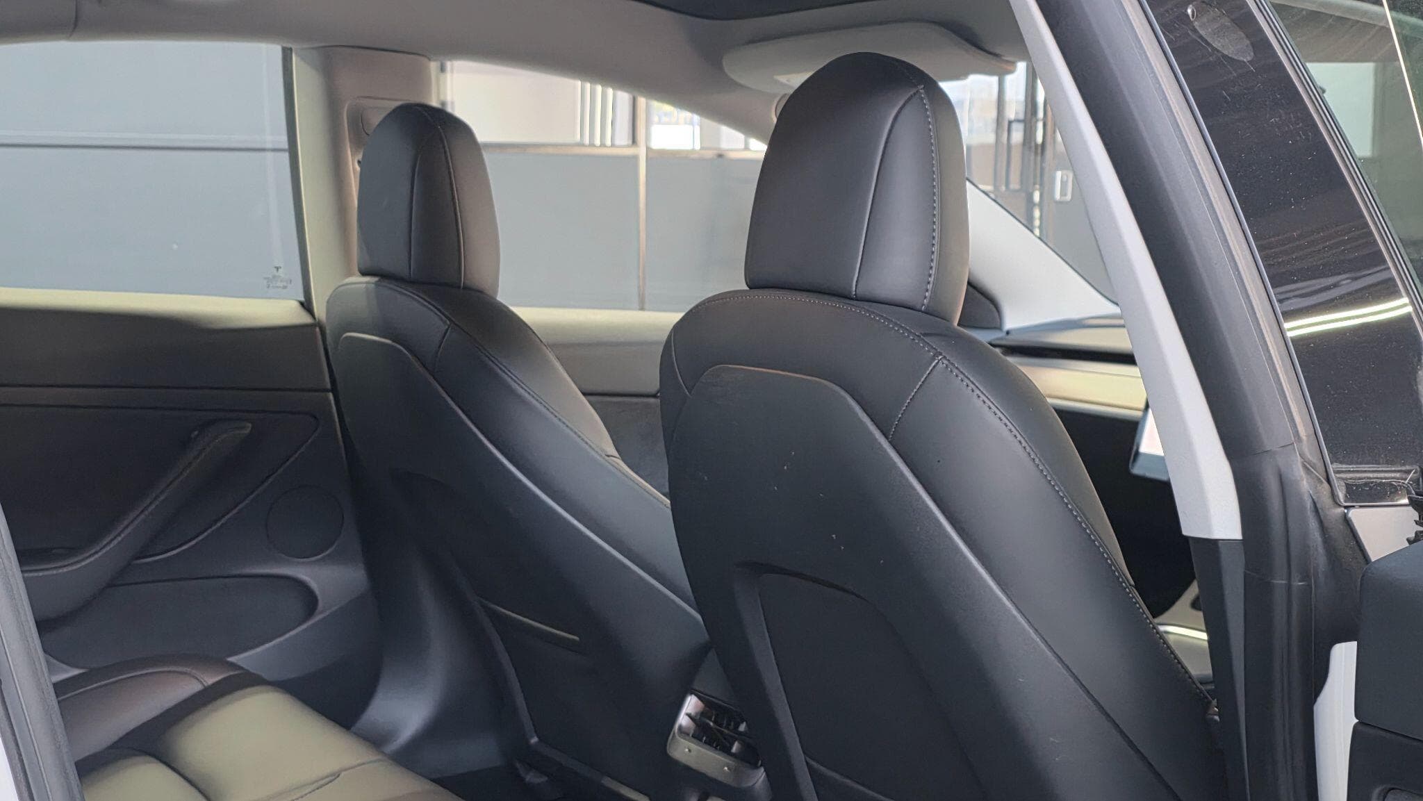 2021 Tesla Model 3 - Thumbnail 6