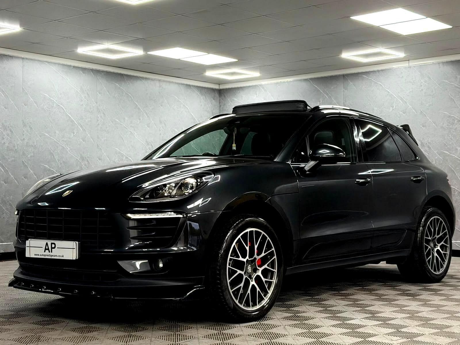 2017 Porsche Macan - Thumbnail 20