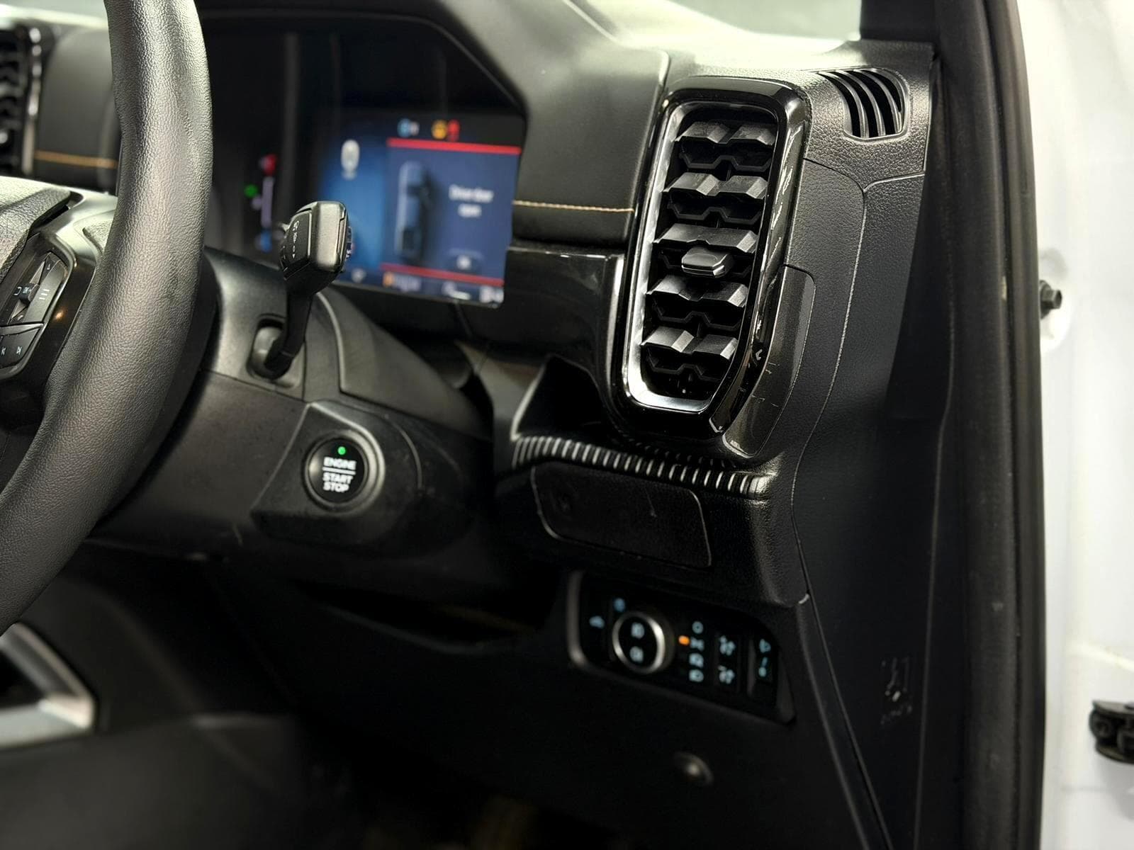 2024 Ford Ranger - Thumbnail 37