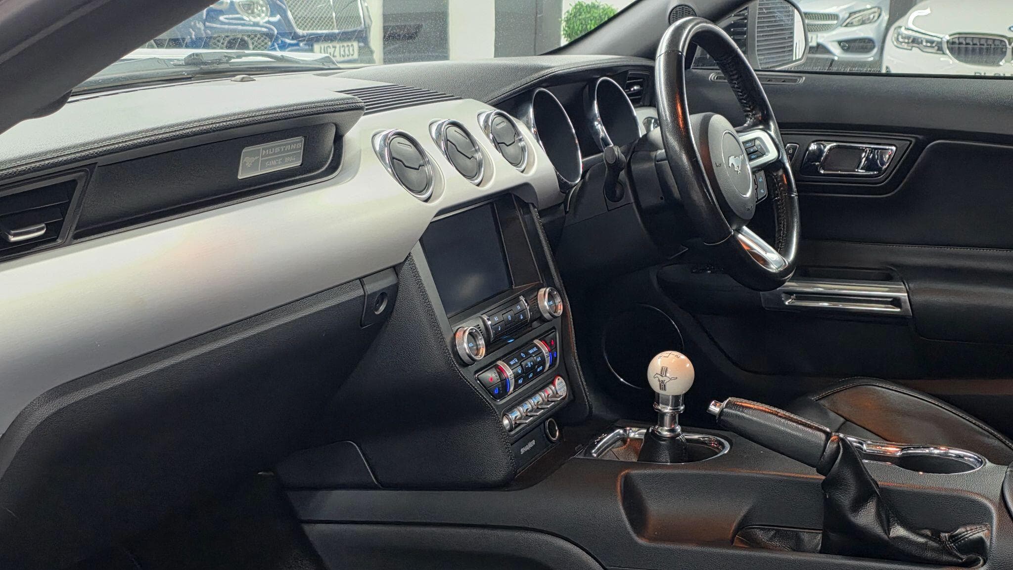 2016 Ford Mustang - Thumbnail 16