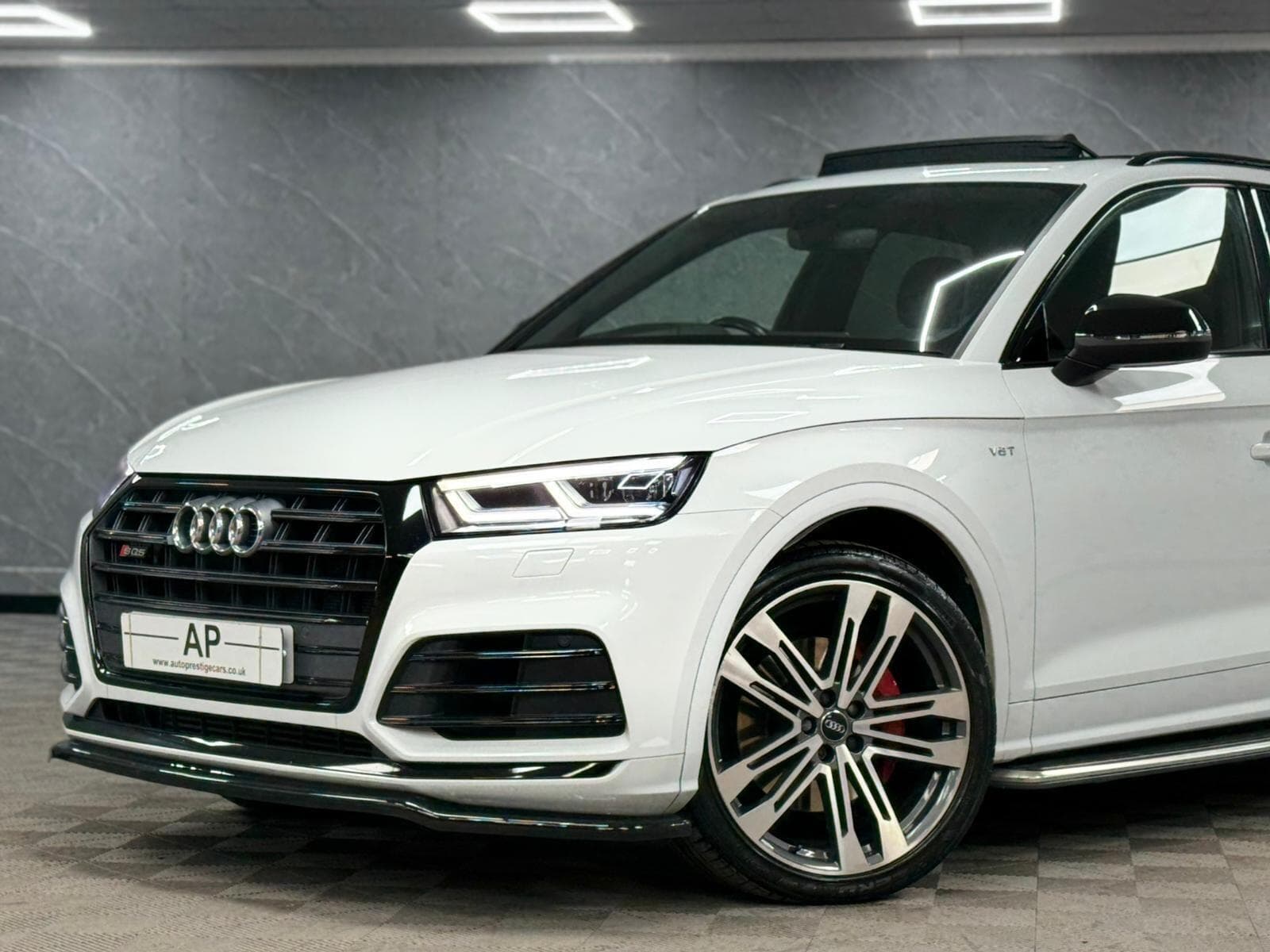 2018 Audi SQ5 - Thumbnail 27