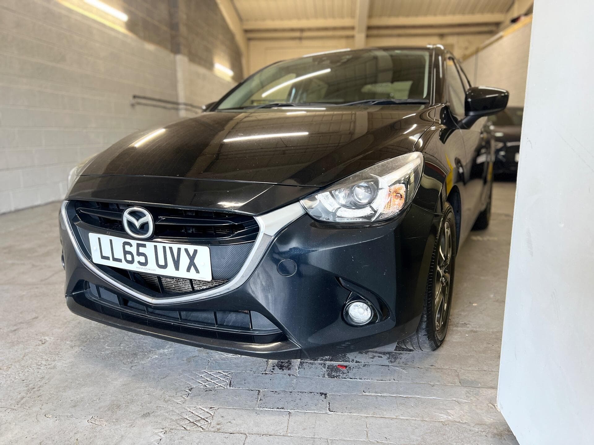 2016 Mazda Mazda2 - Thumbnail 18