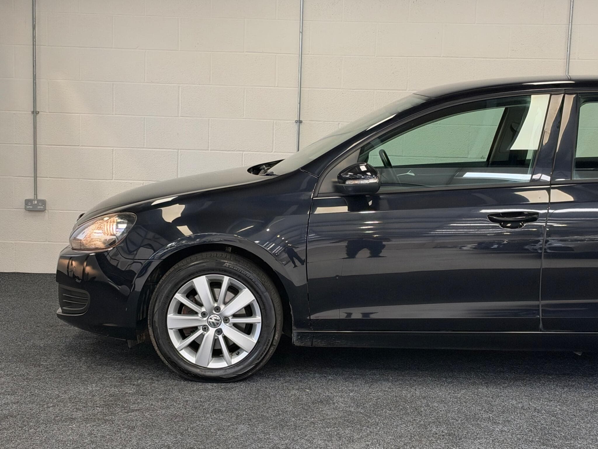 2011 Volkswagen Golf - Thumbnail 34