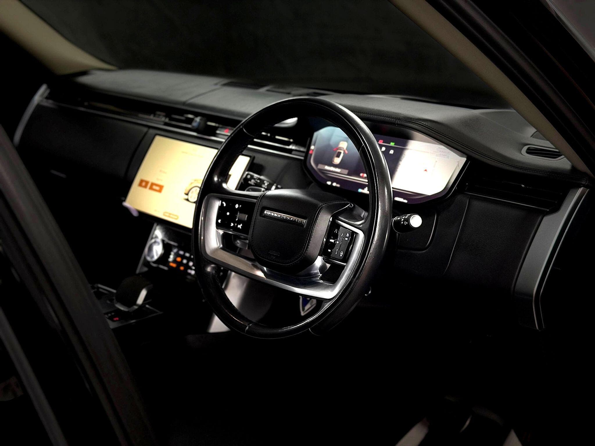 2022 Land Rover Range Rover - Thumbnail 39
