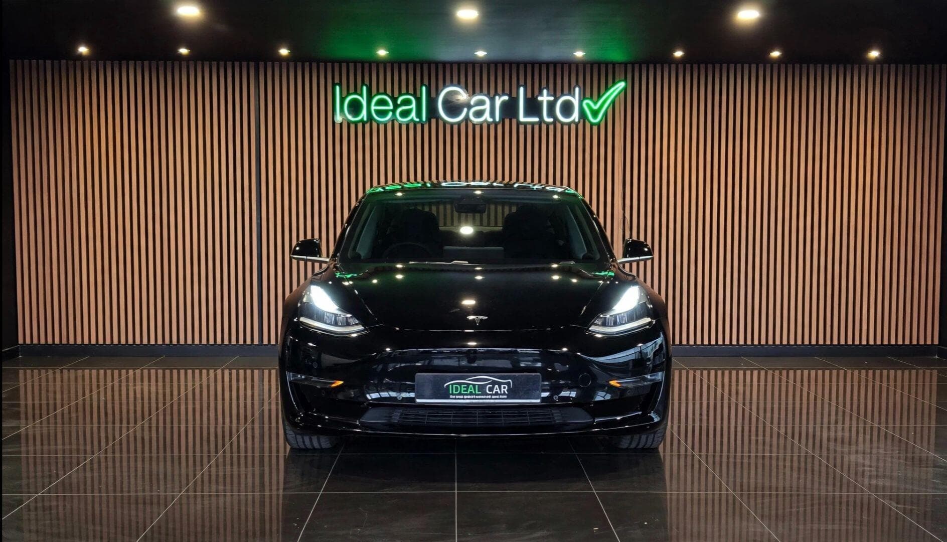 2019 Tesla Model 3 - Image 3