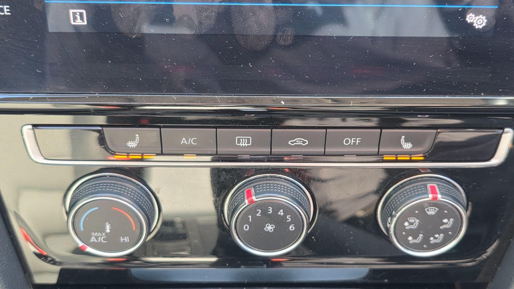 2015 Volkswagen Golf - Thumbnail 12