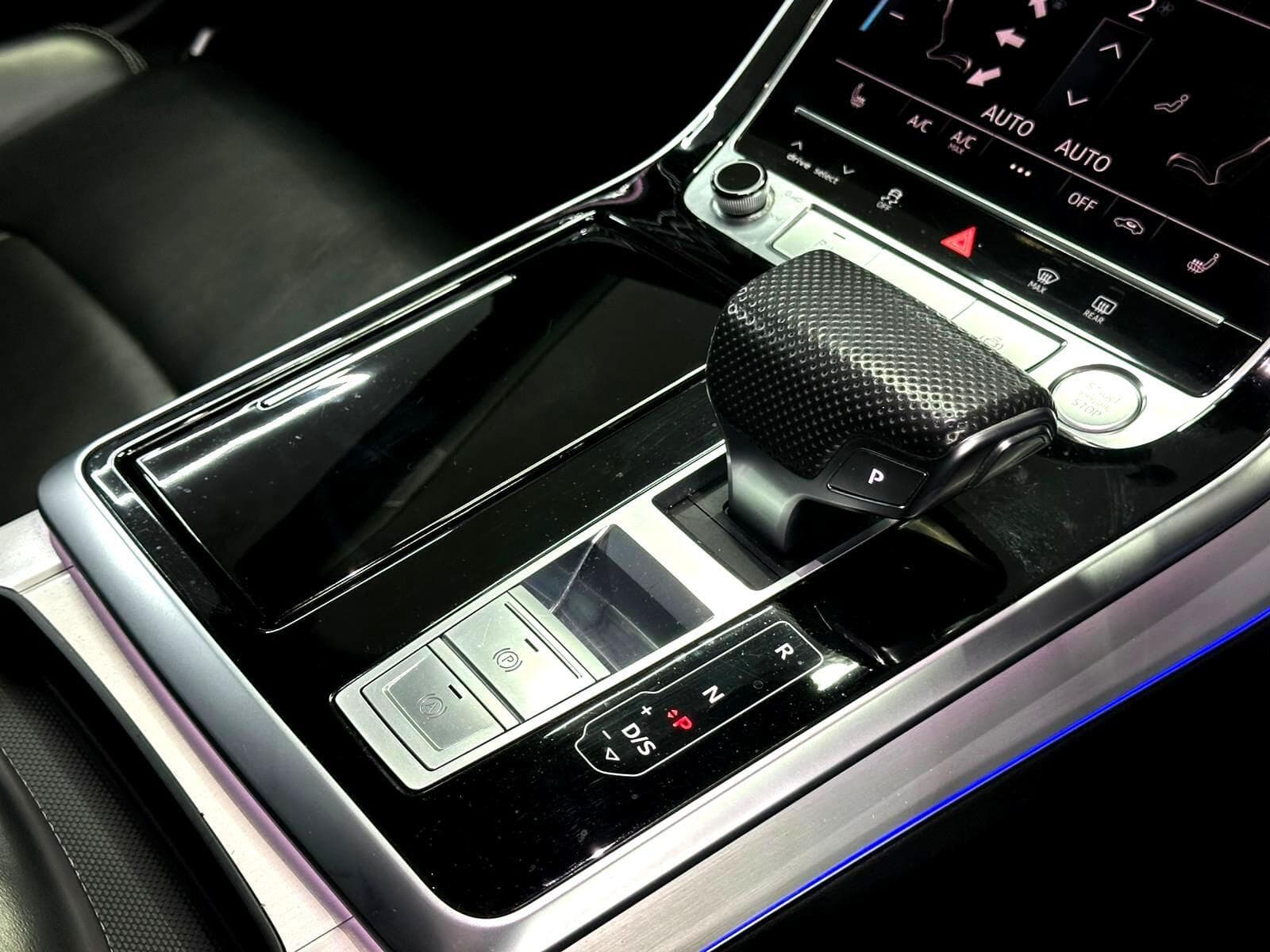 2019 Audi Q8 - Thumbnail 42