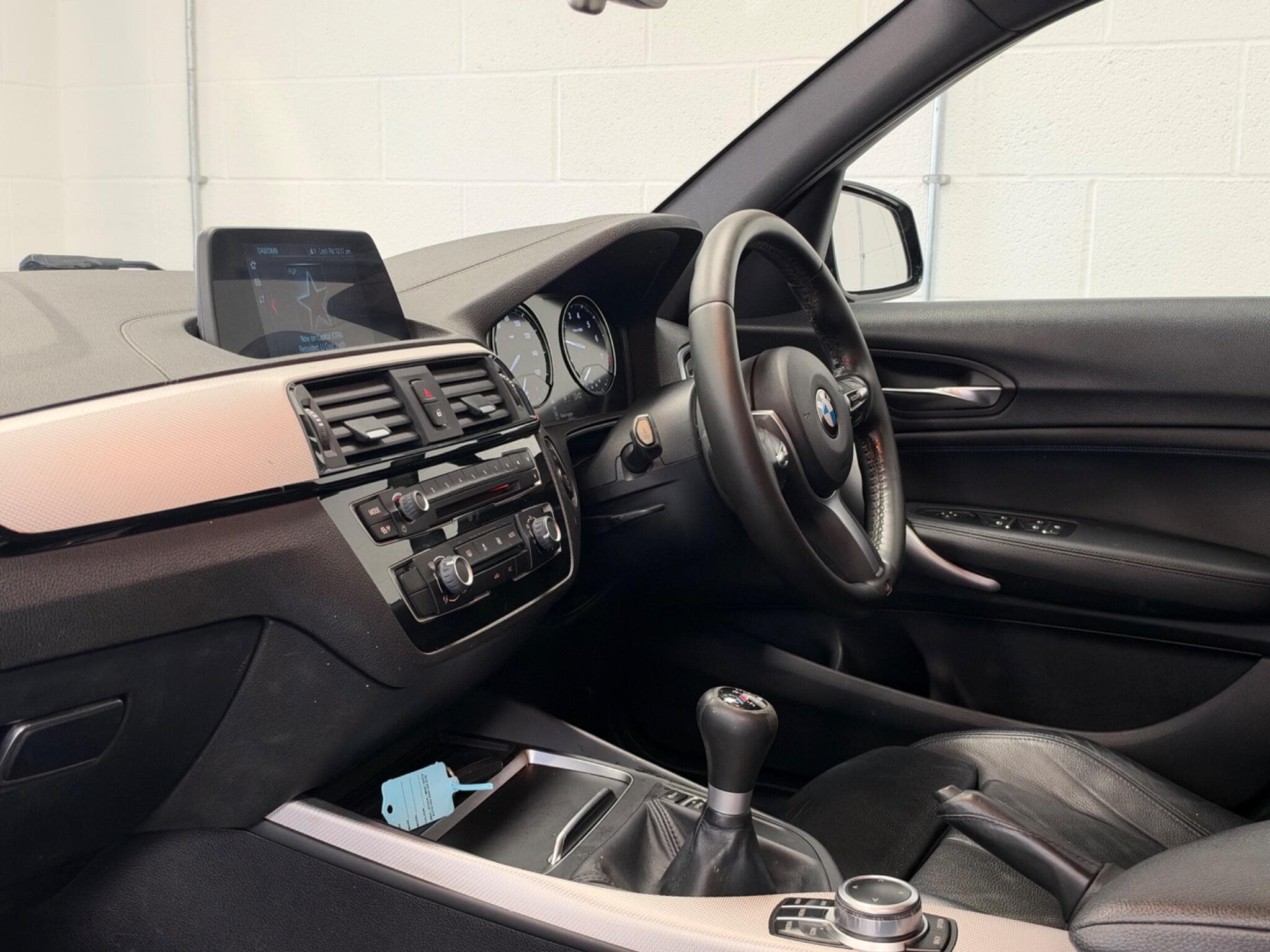 2019 BMW 1 Series - Thumbnail 14