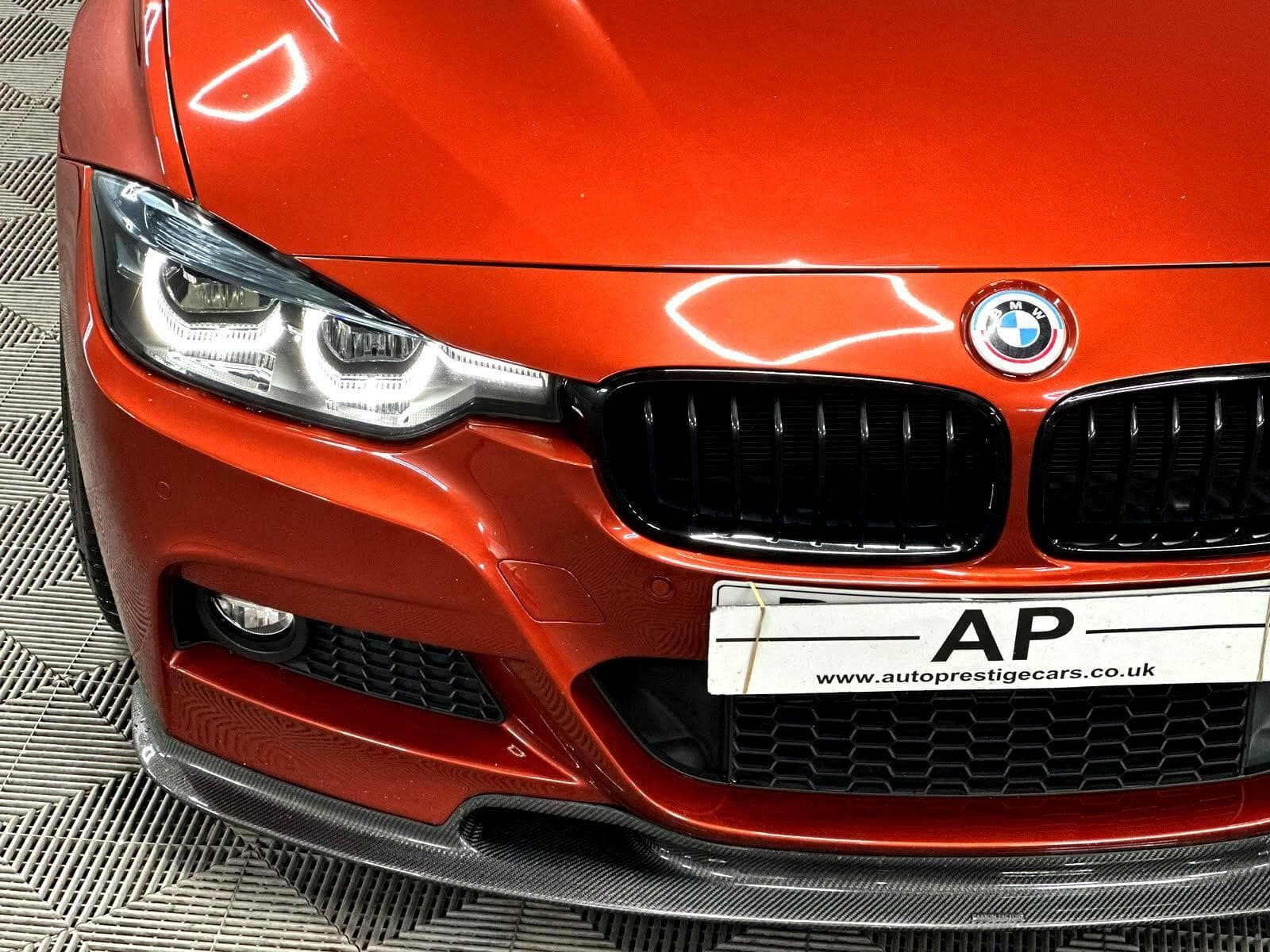 2017 BMW 3 Series - Thumbnail 56