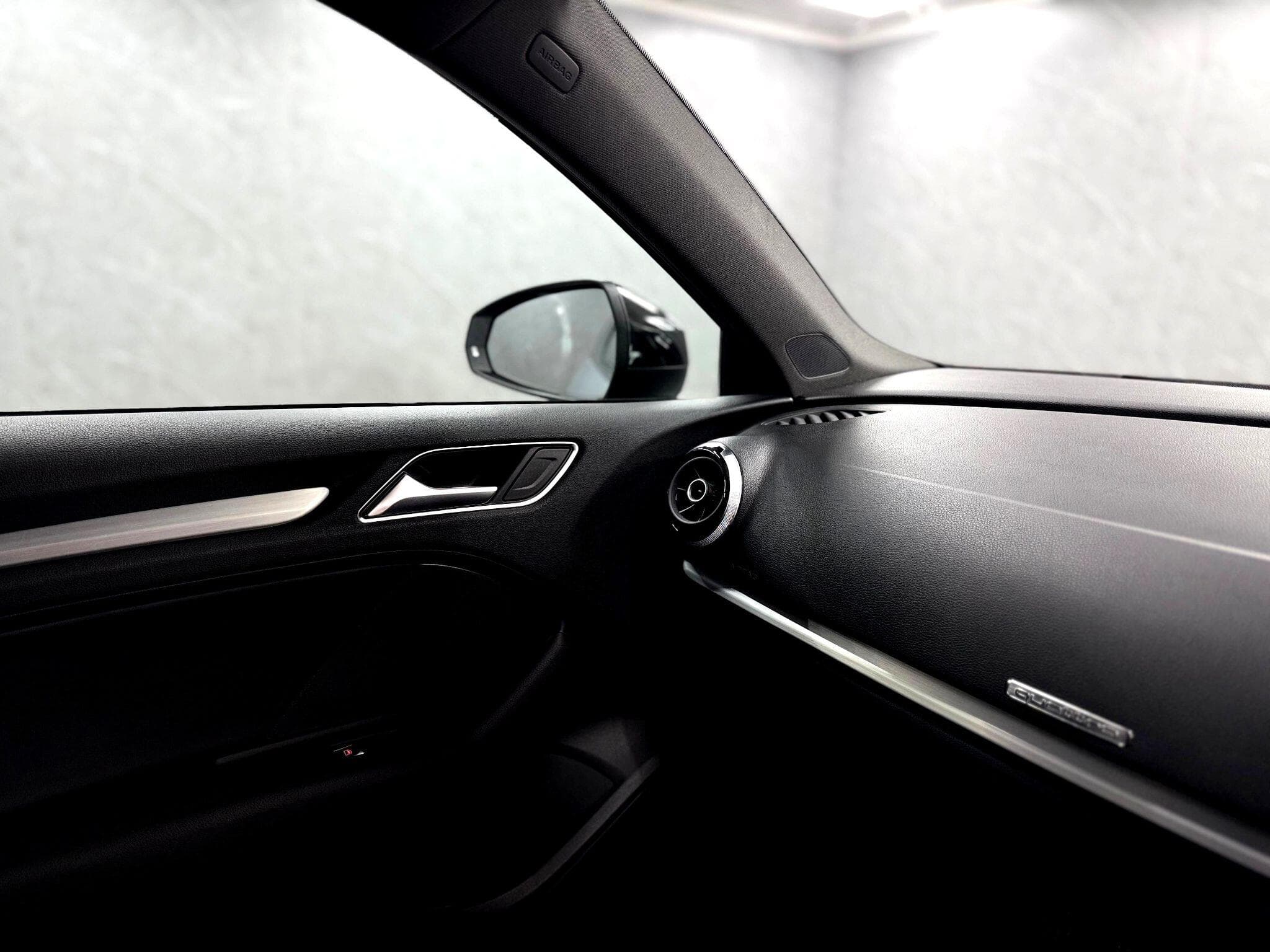 2015 Audi S3 - Thumbnail 43