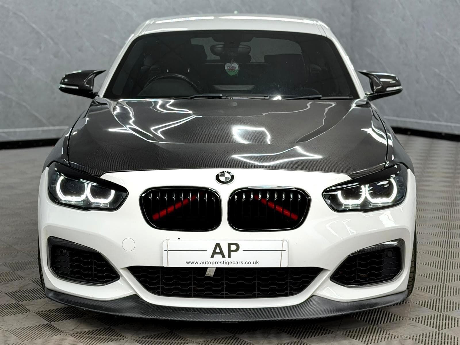 2019 BMW 1 Series - Thumbnail 15