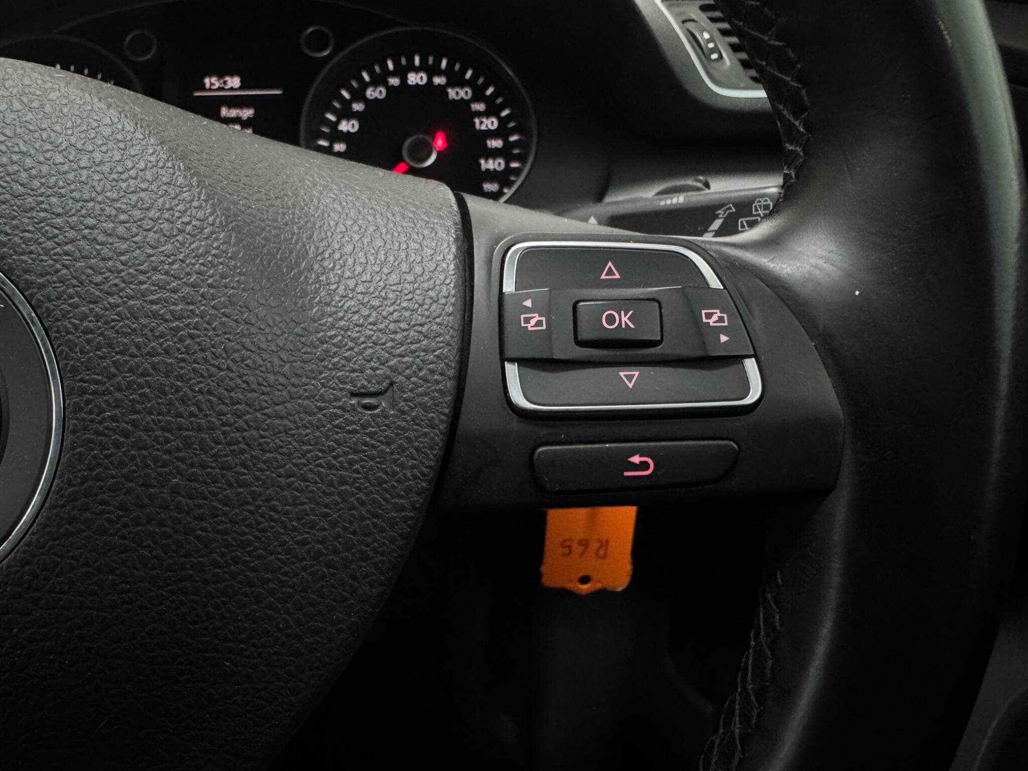 2013 Volkswagen Passat - Thumbnail 20