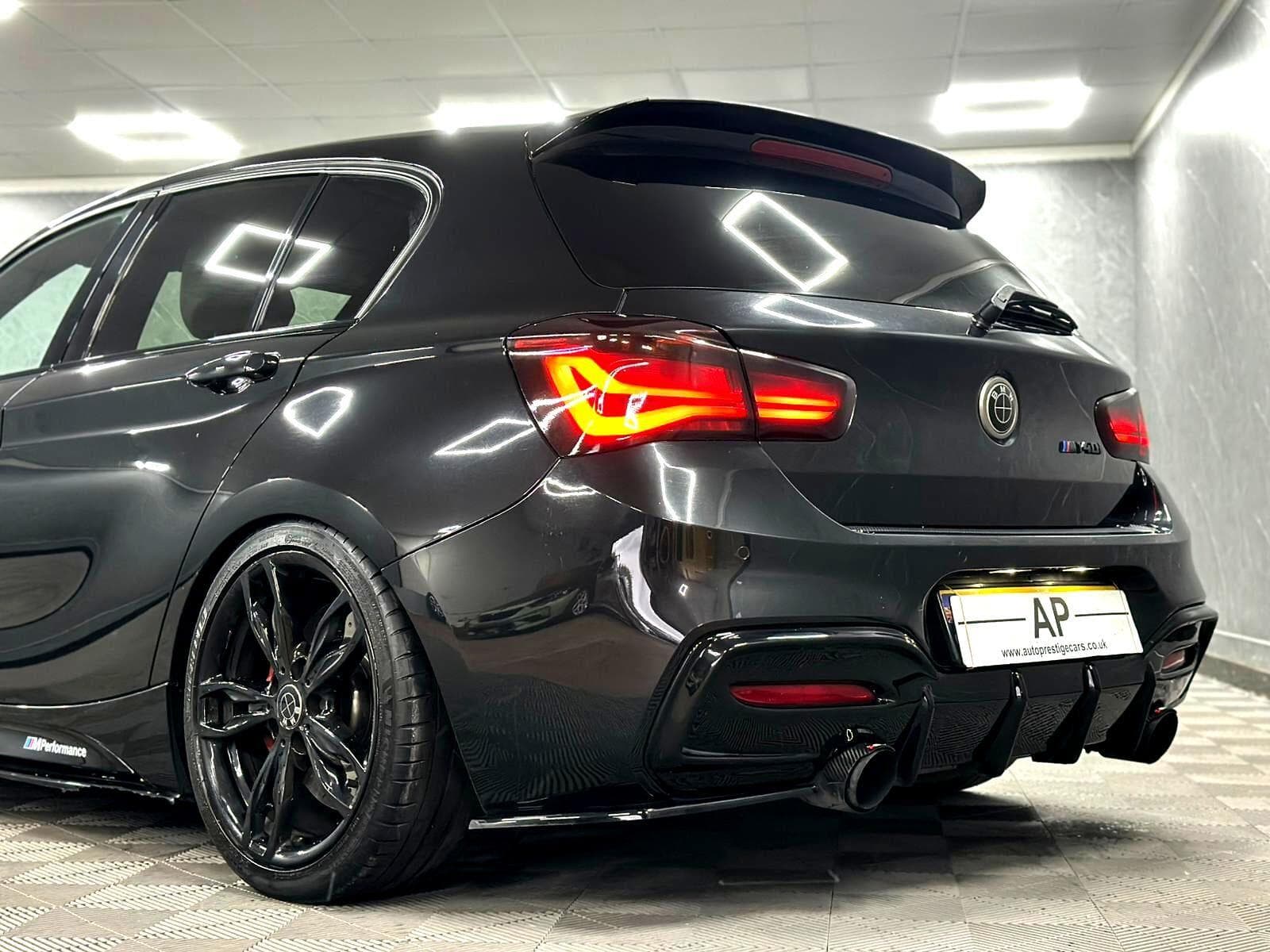 2017 BMW 1 Series - Thumbnail 11