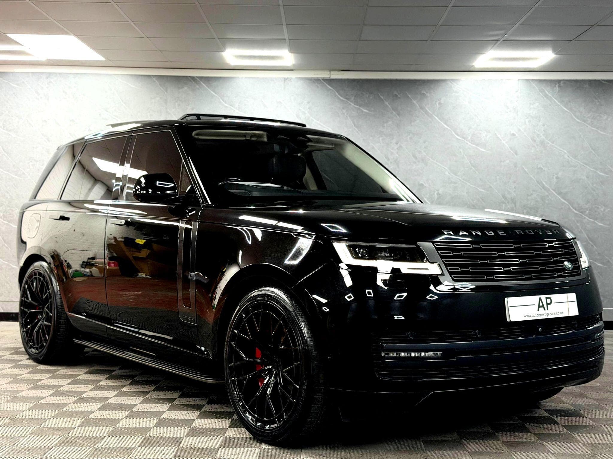 2022 Land Rover Range Rover - Thumbnail 10