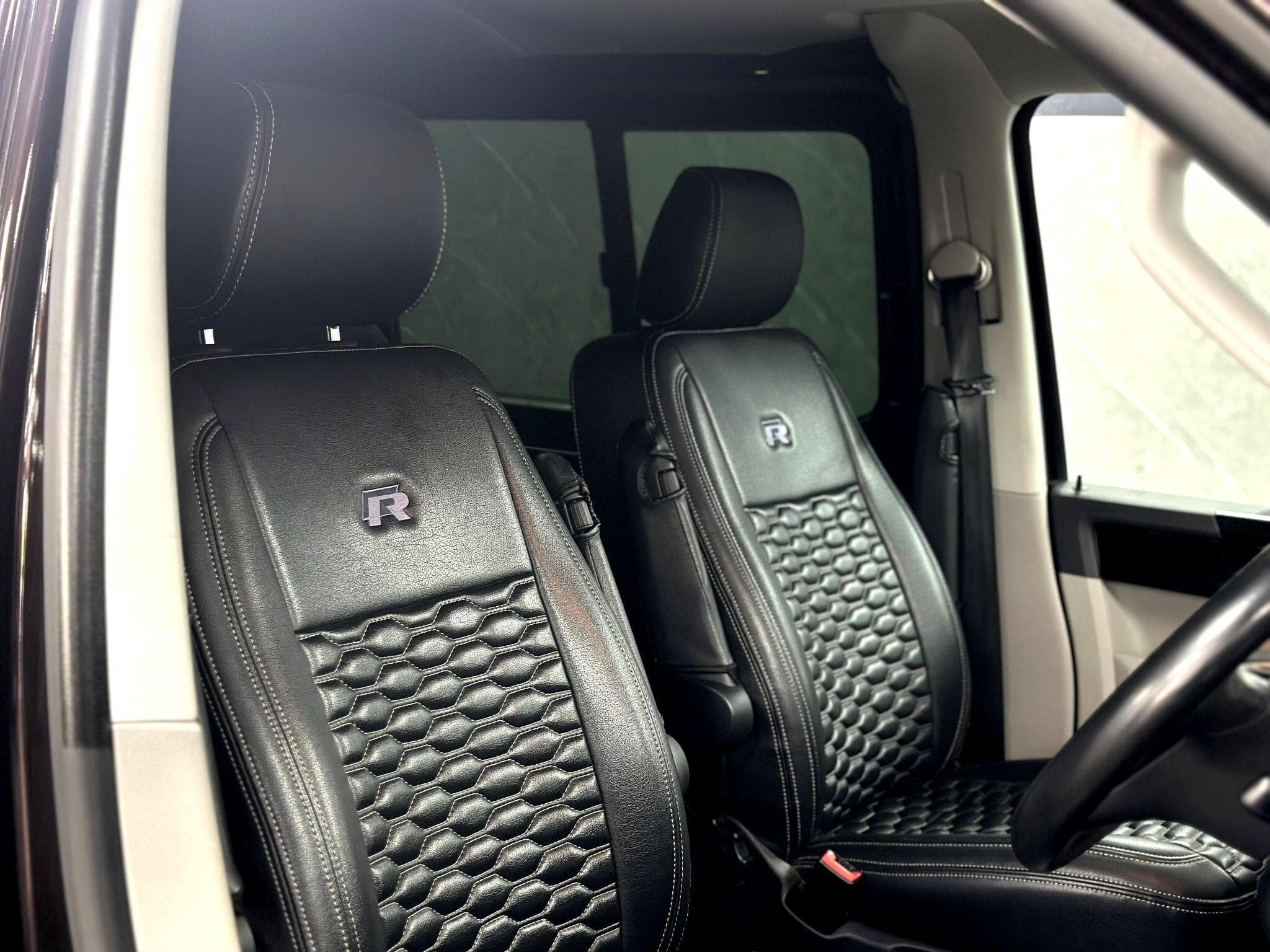 2016 Volkswagen Transporter - Thumbnail 22