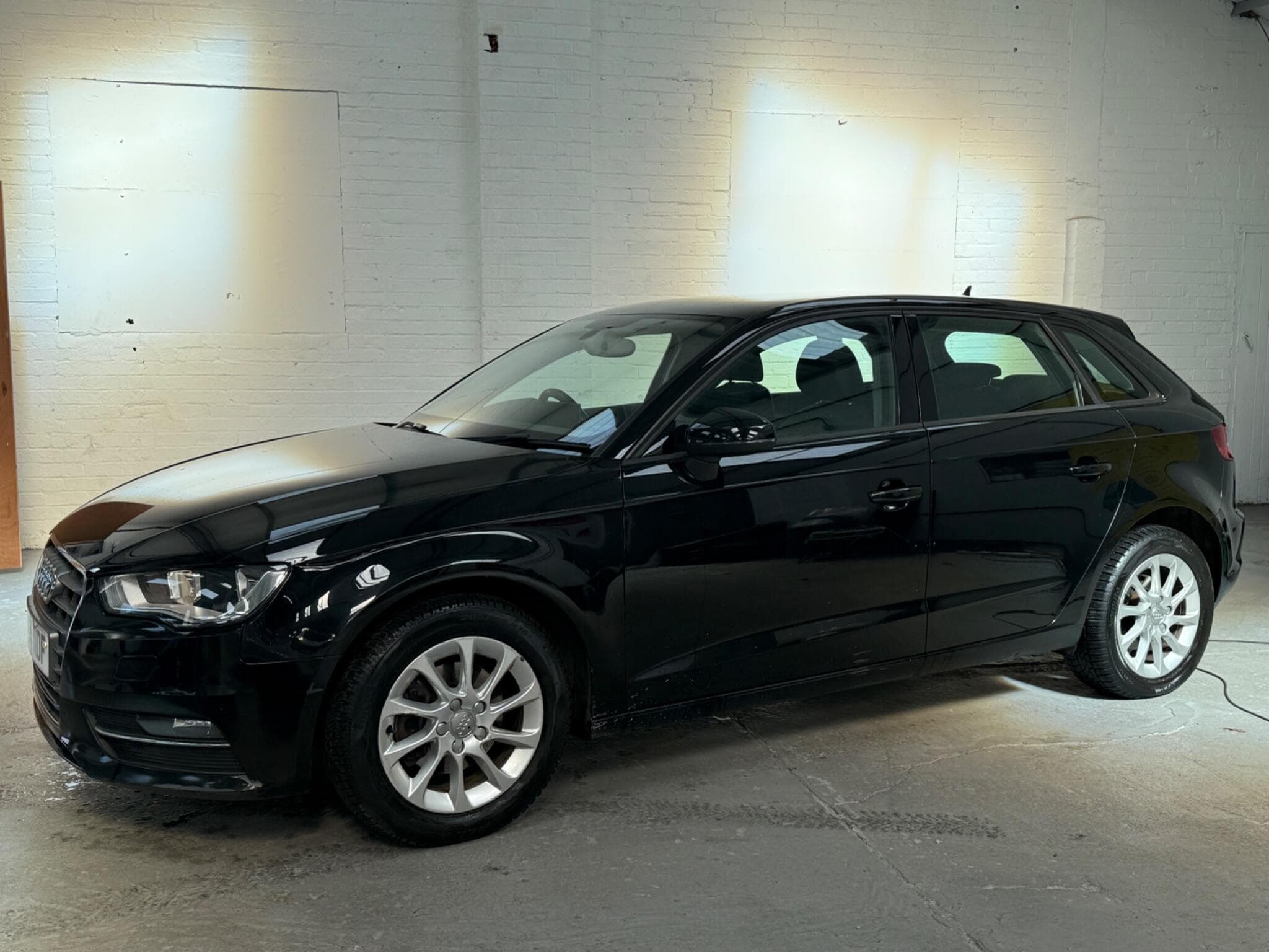 2015 Audi A3 - Thumbnail 3