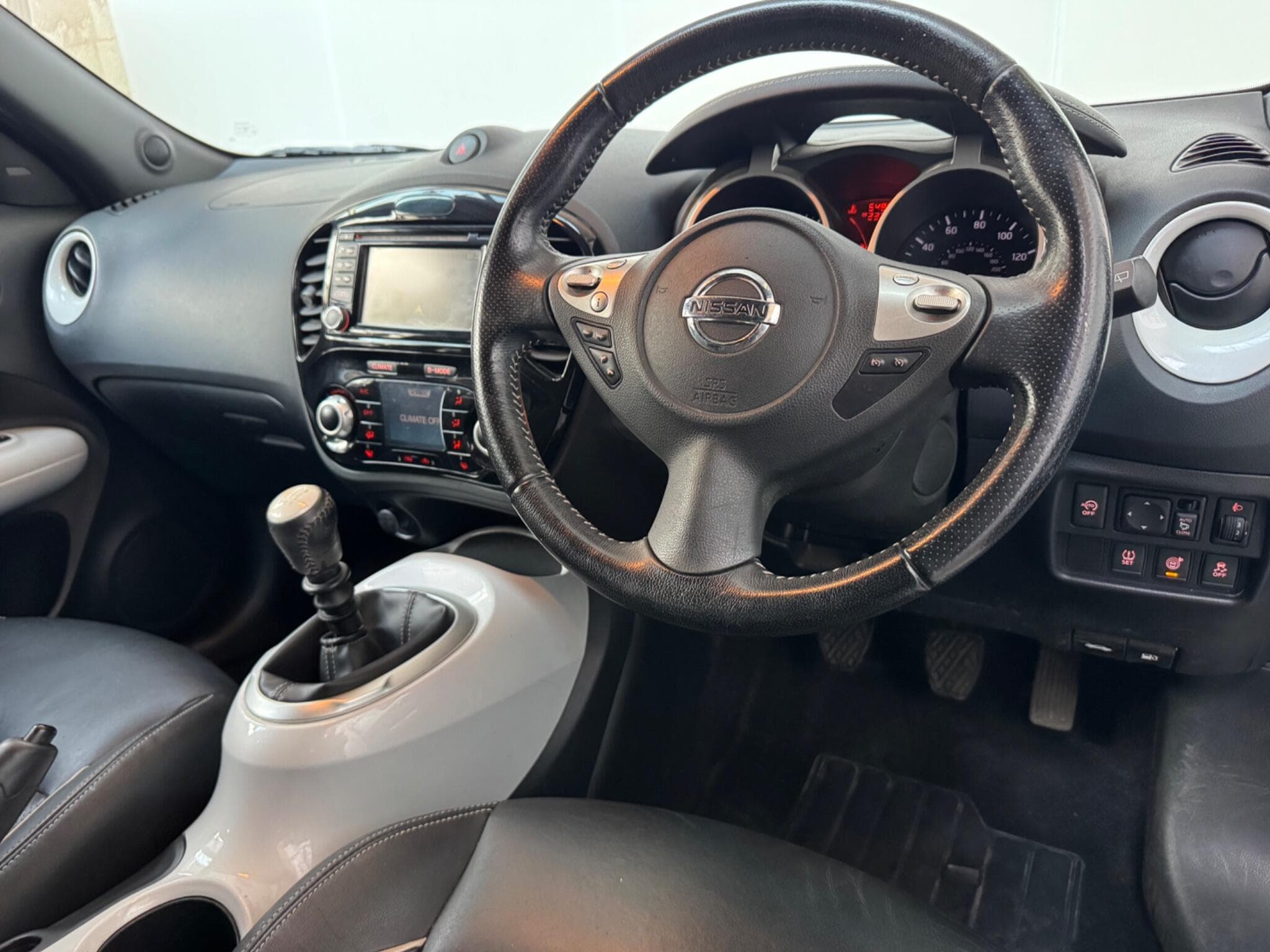 2014 Nissan Juke - Thumbnail 3