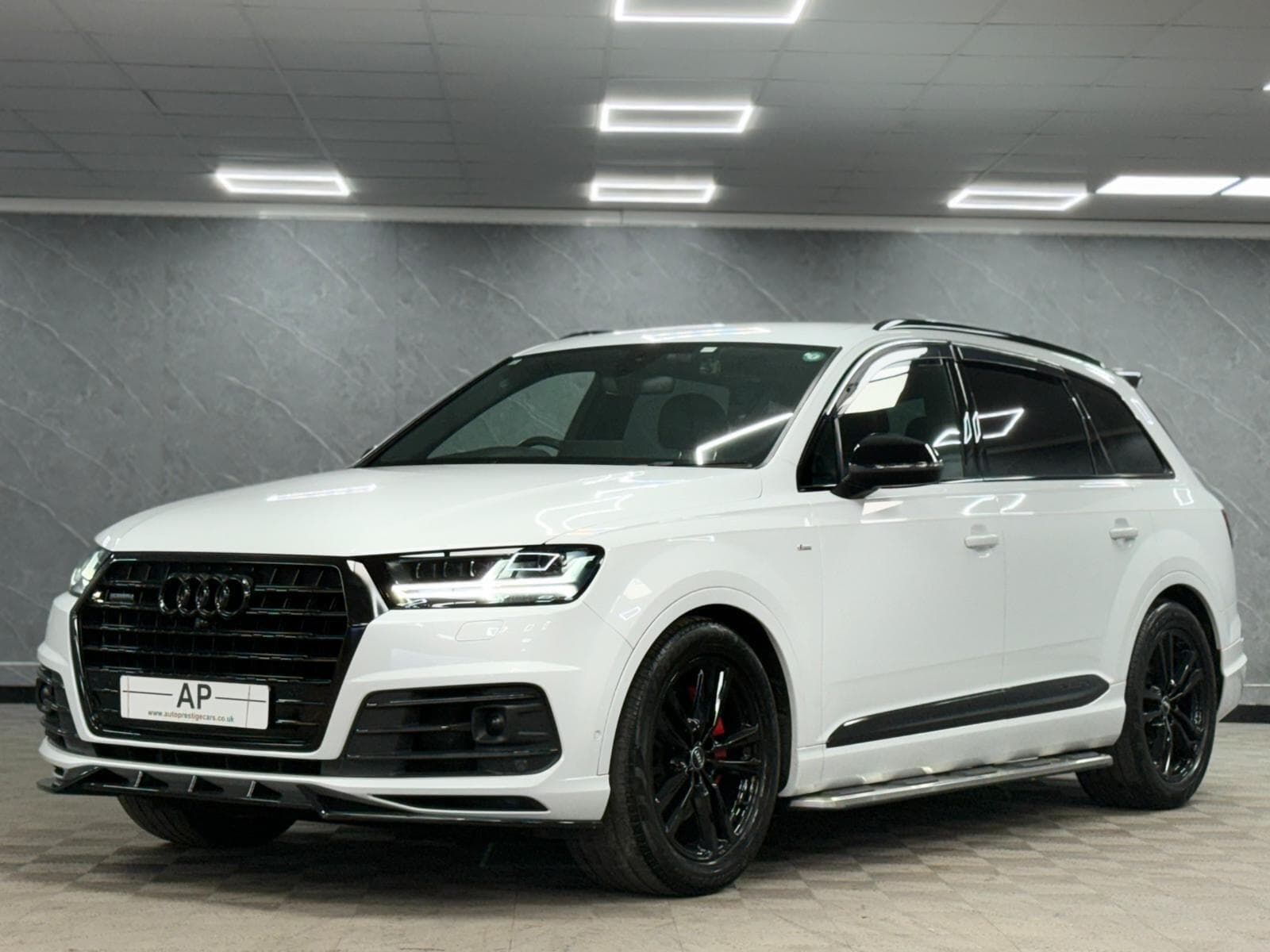 2017 Audi Q7 - Thumbnail 13
