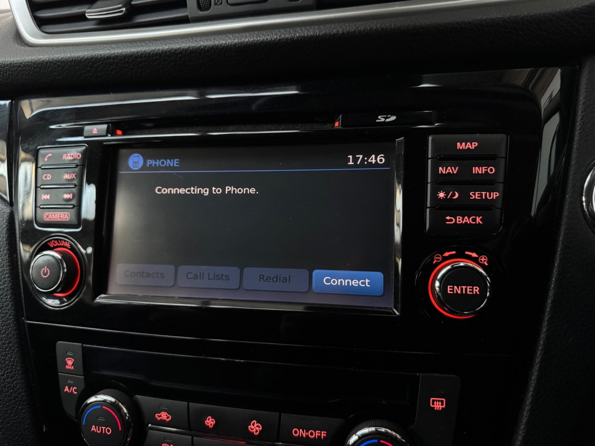 2016 Nissan Qashqai - Thumbnail 18