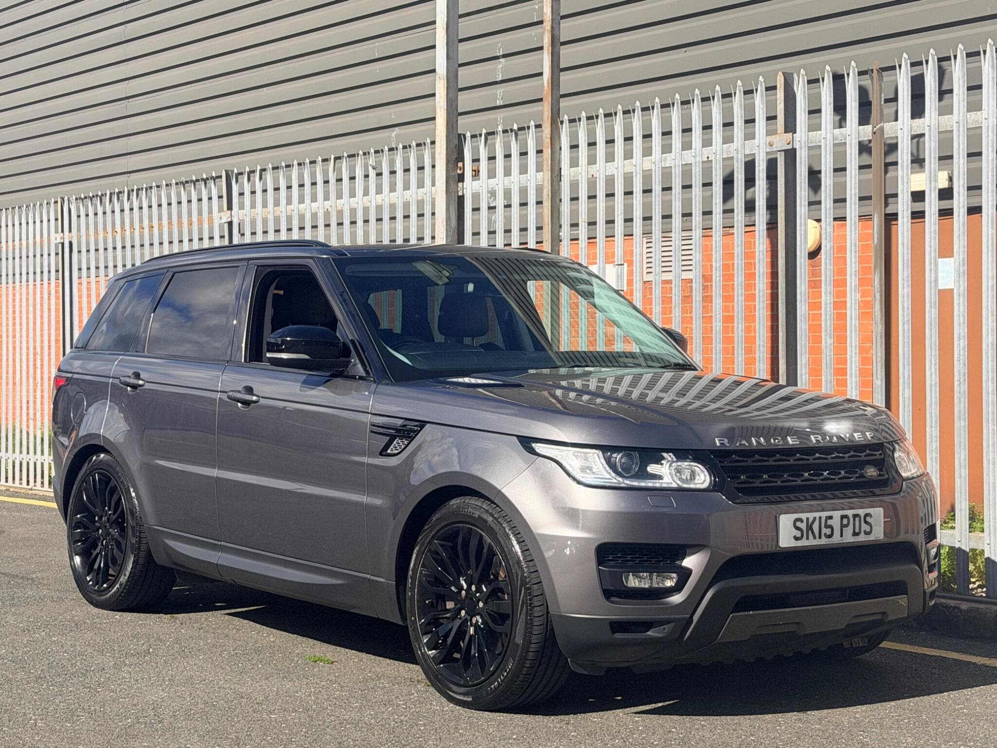 2015 Land Rover Range Rover Sport - Main