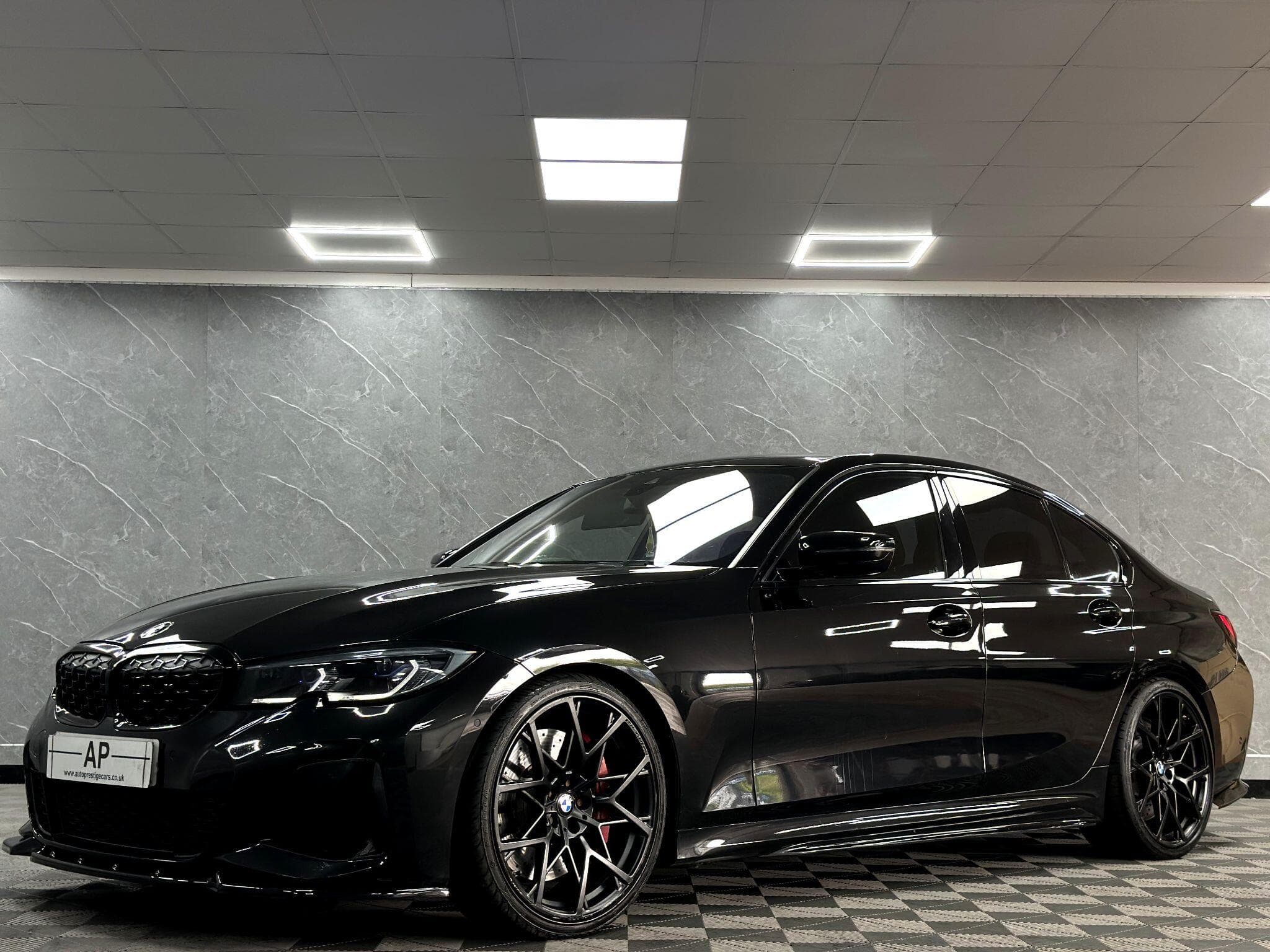 2019 BMW 3 Series - Thumbnail 10