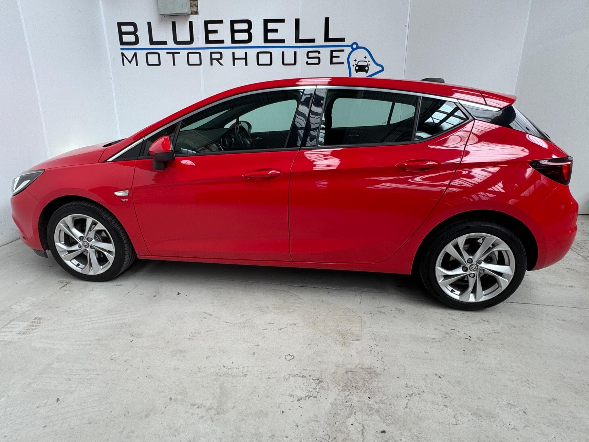 2017 Vauxhall Astra - Thumbnail 8