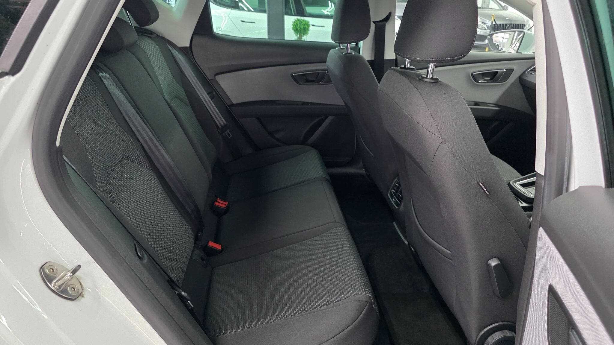 2019 SEAT Leon - Thumbnail 15