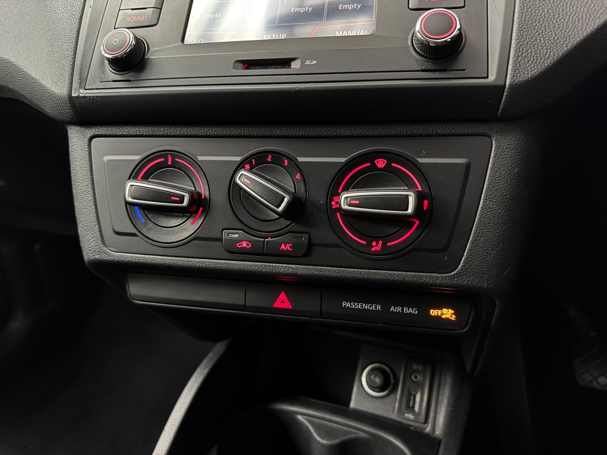 2016 SEAT Ibiza - Thumbnail 16