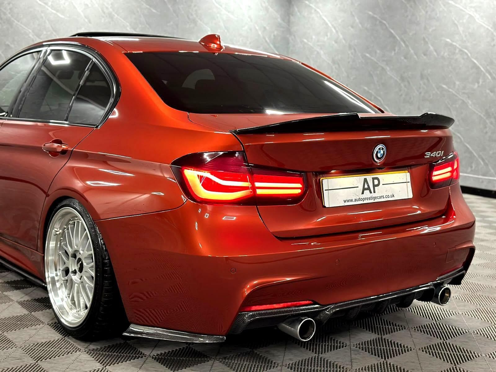 2017 BMW 3 Series - Thumbnail 31
