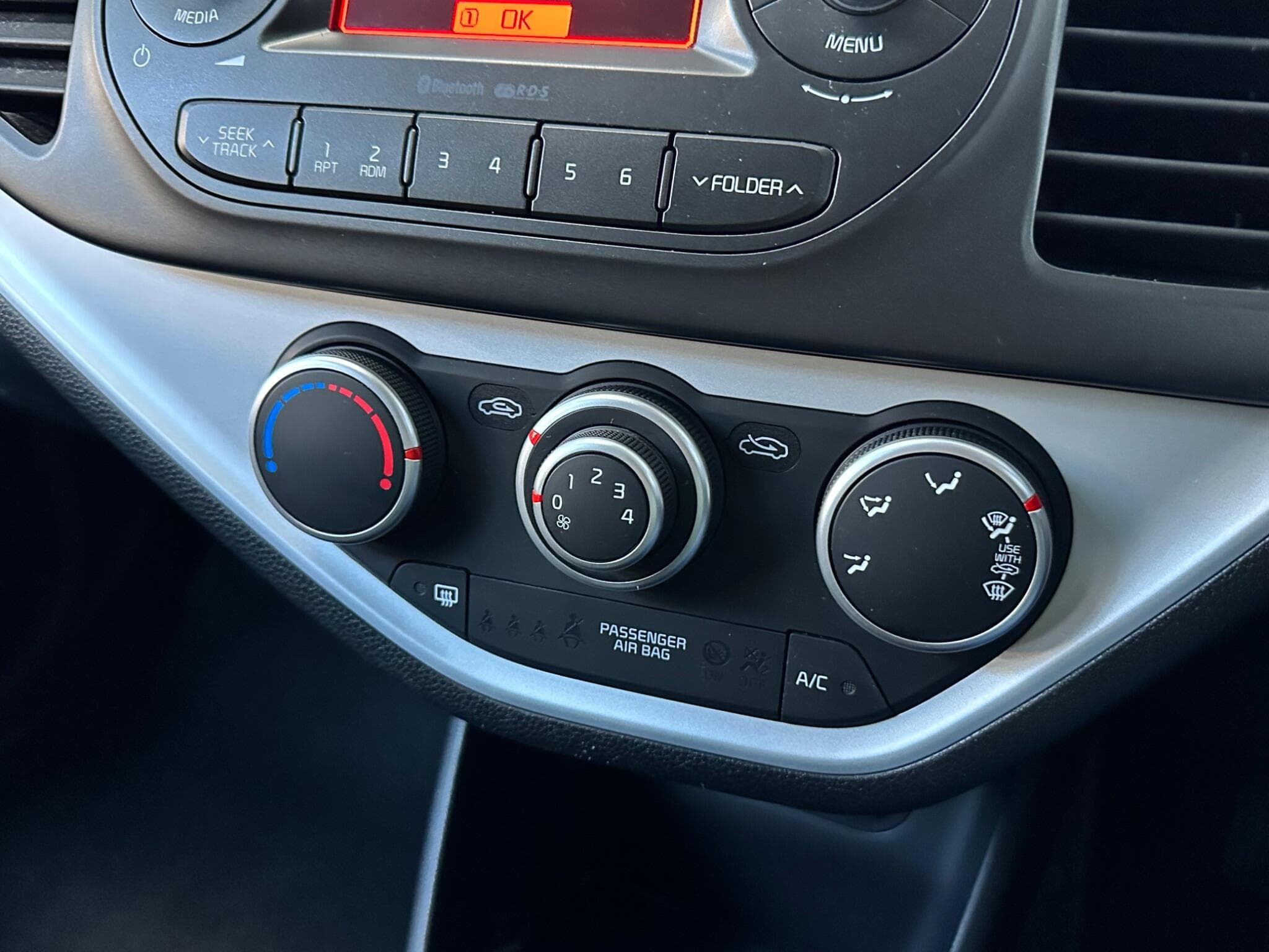 2016 Kia Picanto - Thumbnail 17